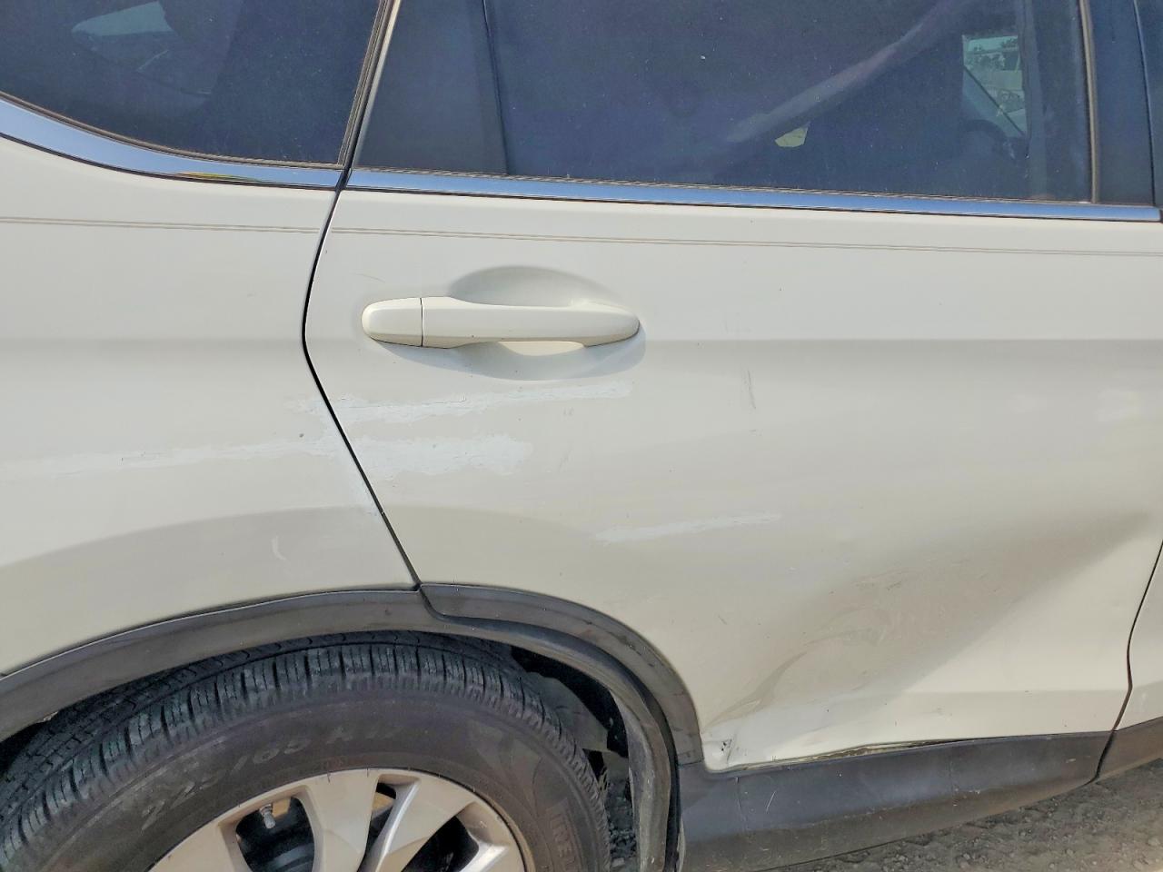 2012 Honda Cr -v White vin: 5J6RM4H71CL046048