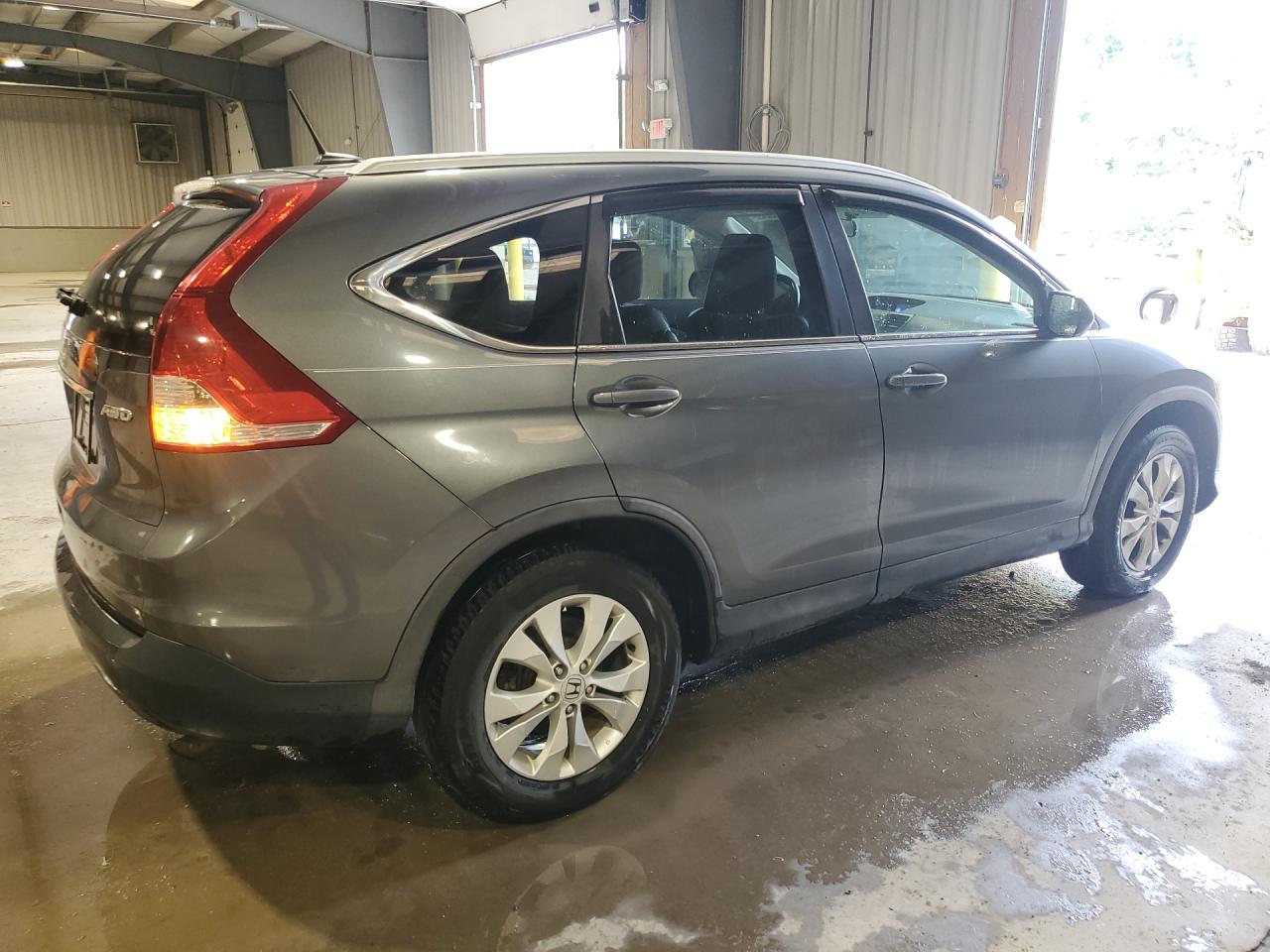 2014 Honda Cr-v Exl Gray vin: 5J6RM4H75EL031989 Damage: Right Qtr Panel, Dent(S) W/No Paint Dmg, < 1/8 Inch