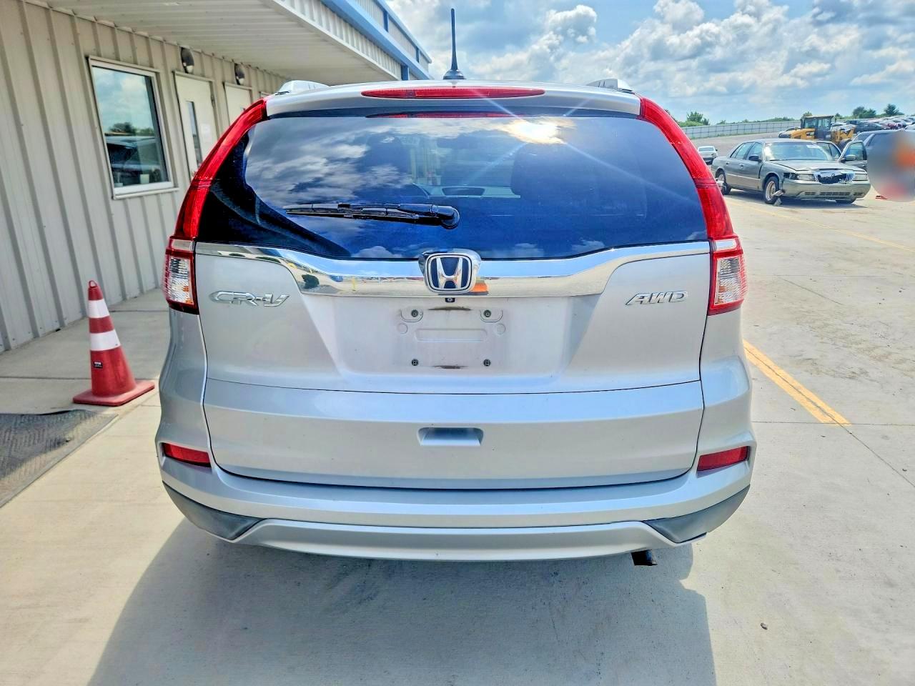 2016 Honda Crv Silver vin: 5J6RM4H75GL066227