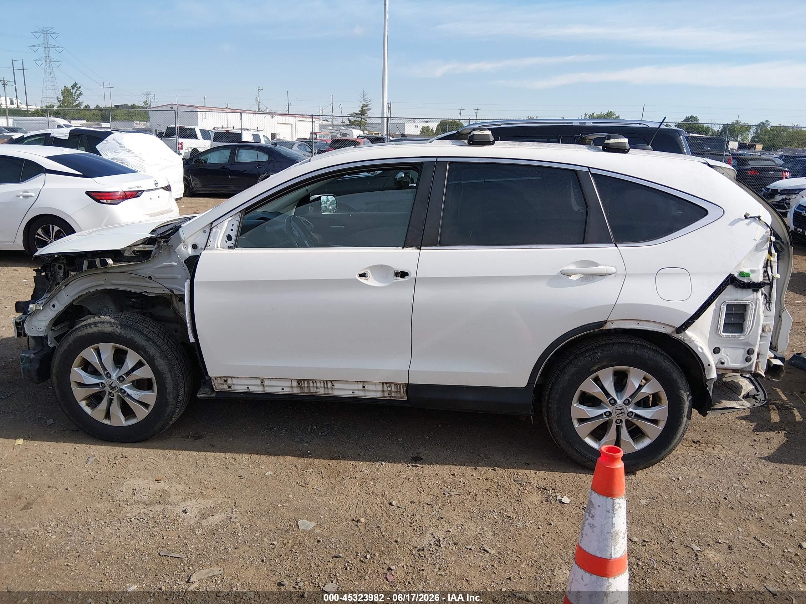 2013 Honda Cr-v Ex-l White vin: 5J6RM4H77DL056228