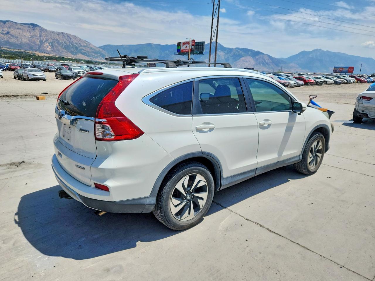 2015 Honda Cr-v Touring White vin: 5J6RM4H96FL008076