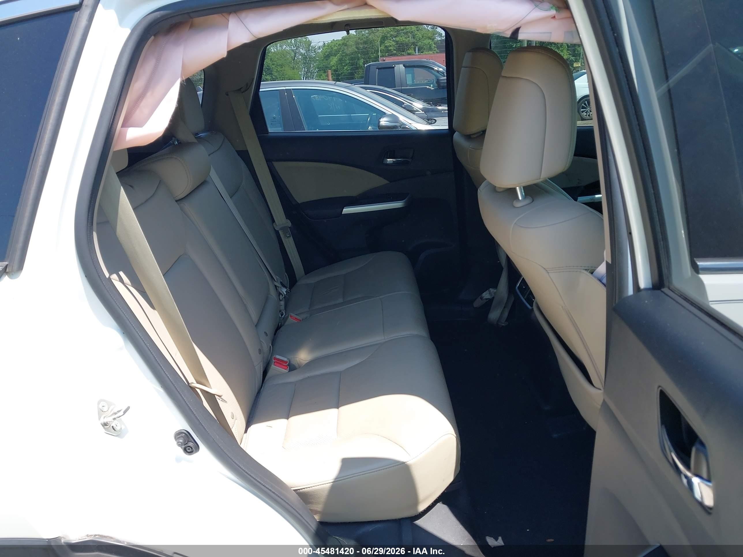 2016 Honda Cr-v Touring White vin: 5J6RM4H96GL020570
