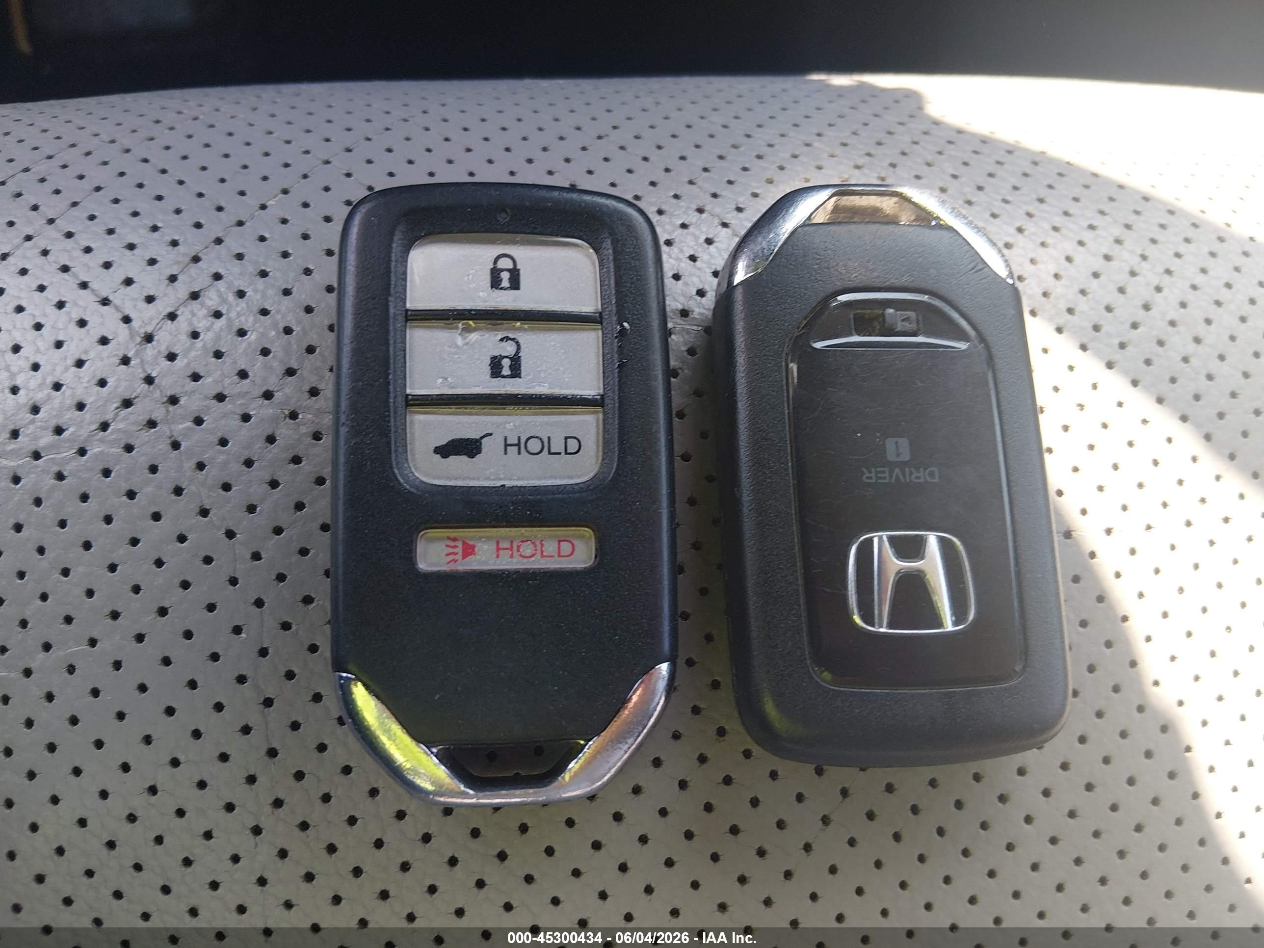 2015 Honda Cr-v Touring Серый vin: 5J6RM4H97FL111913