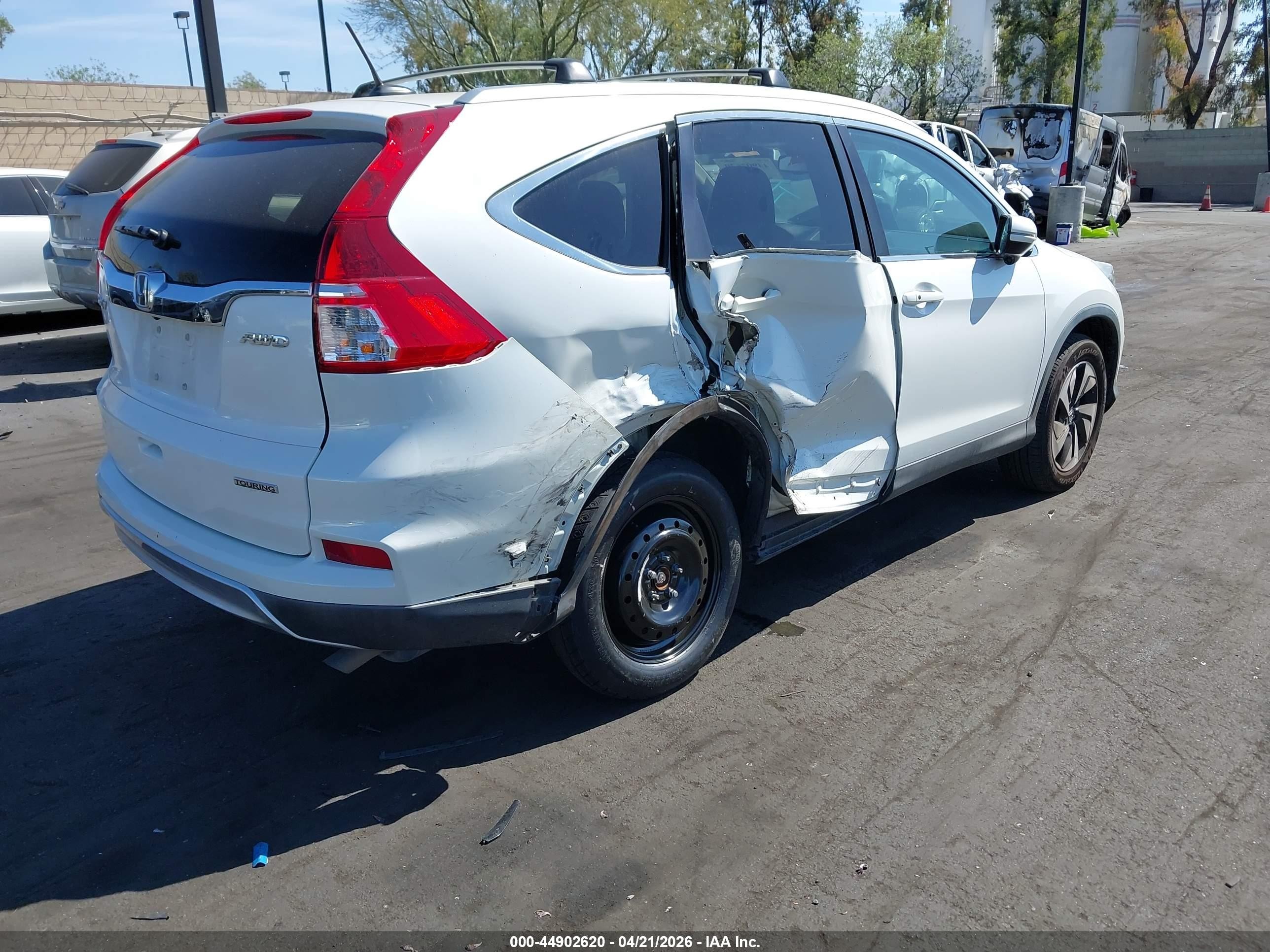 2015 Honda Cr-v Touring White vin: 5J6RM4H99FL130799