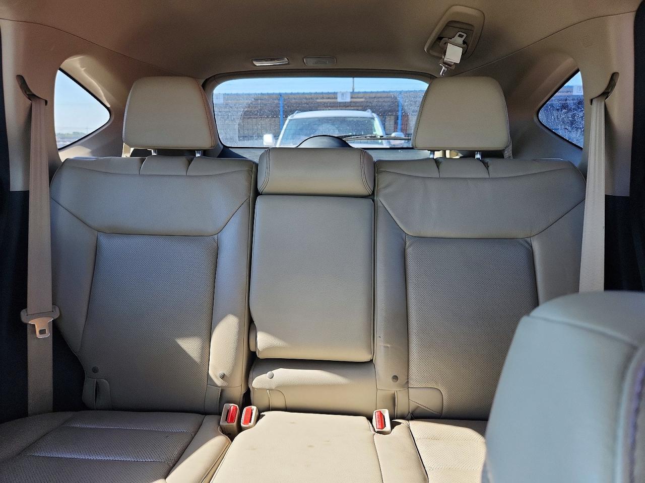 2015 Honda Cr-v Touring White vin: 5J6RM4H9XFL070029