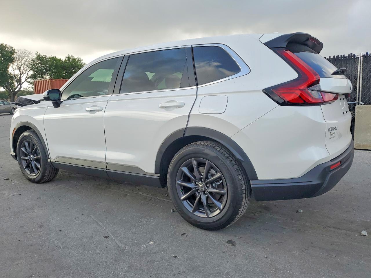 2026 Honda Cr-v Exl White vin: 5J6RS3H73TL006649