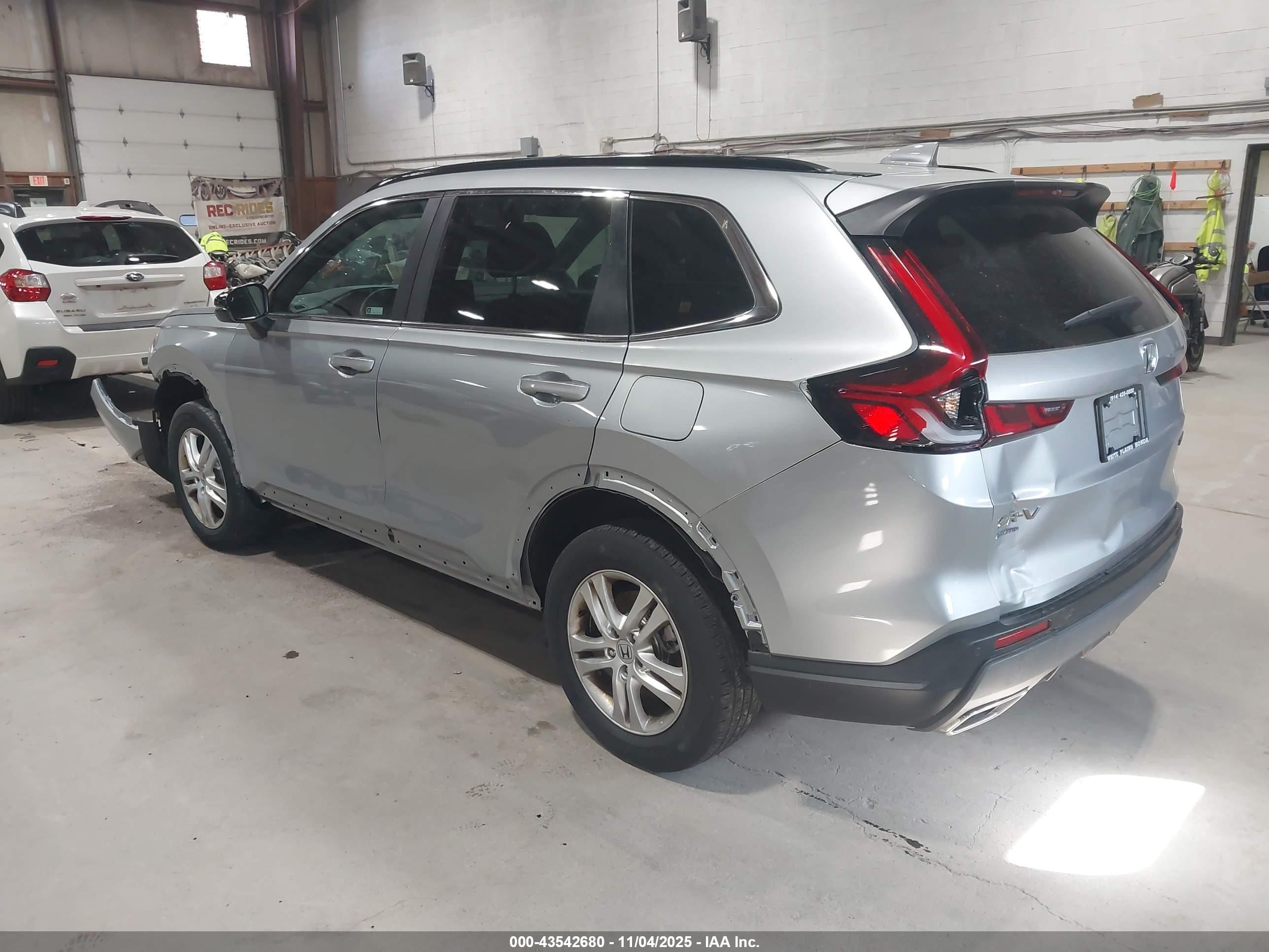 2025 Honda Cr-v Hybrid Sport-l Серебряный vin: 5J6RS6H80SL031419