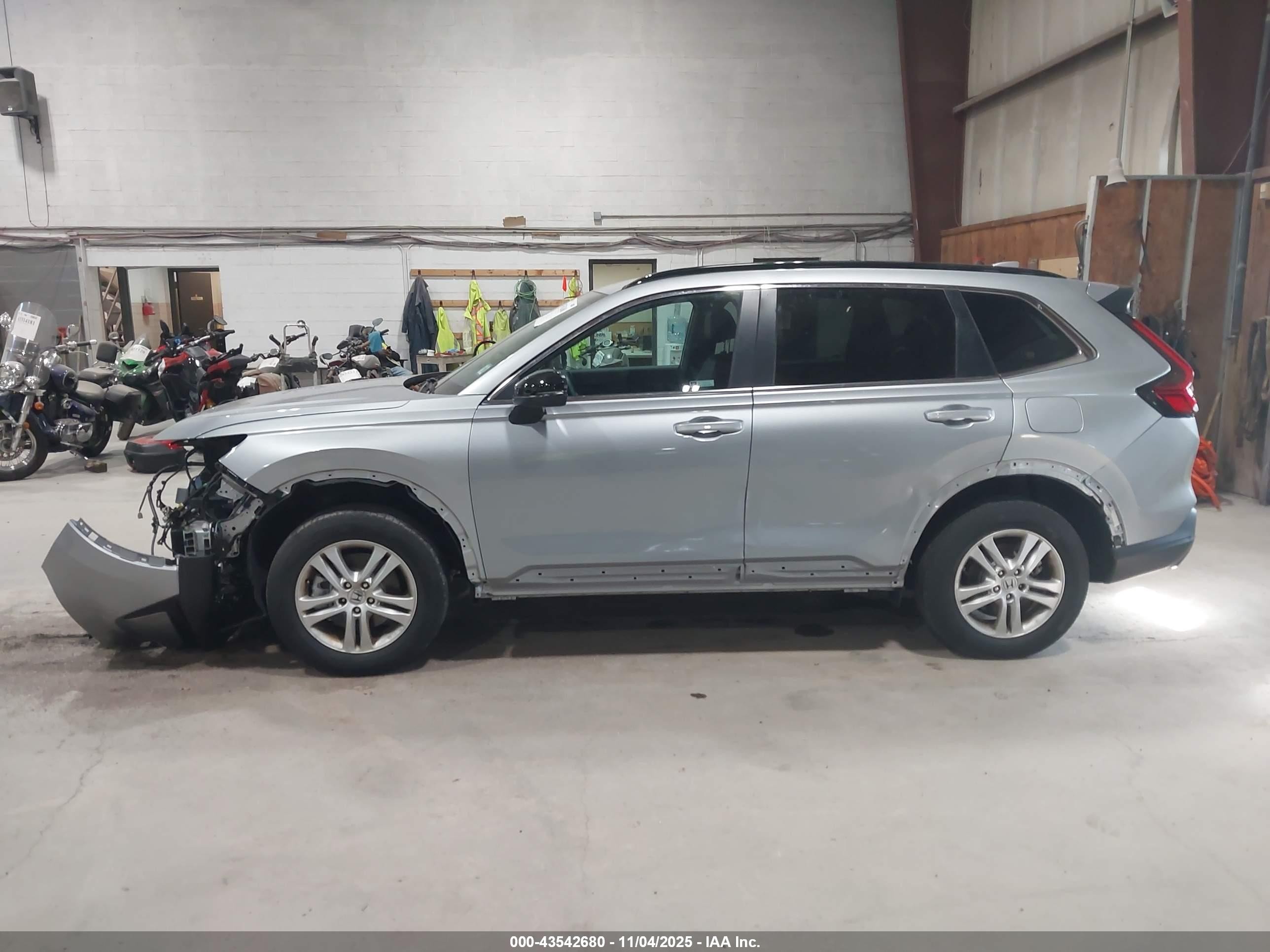 2025 Honda Cr-v Hybrid Sport-l Серебряный vin: 5J6RS6H80SL031419