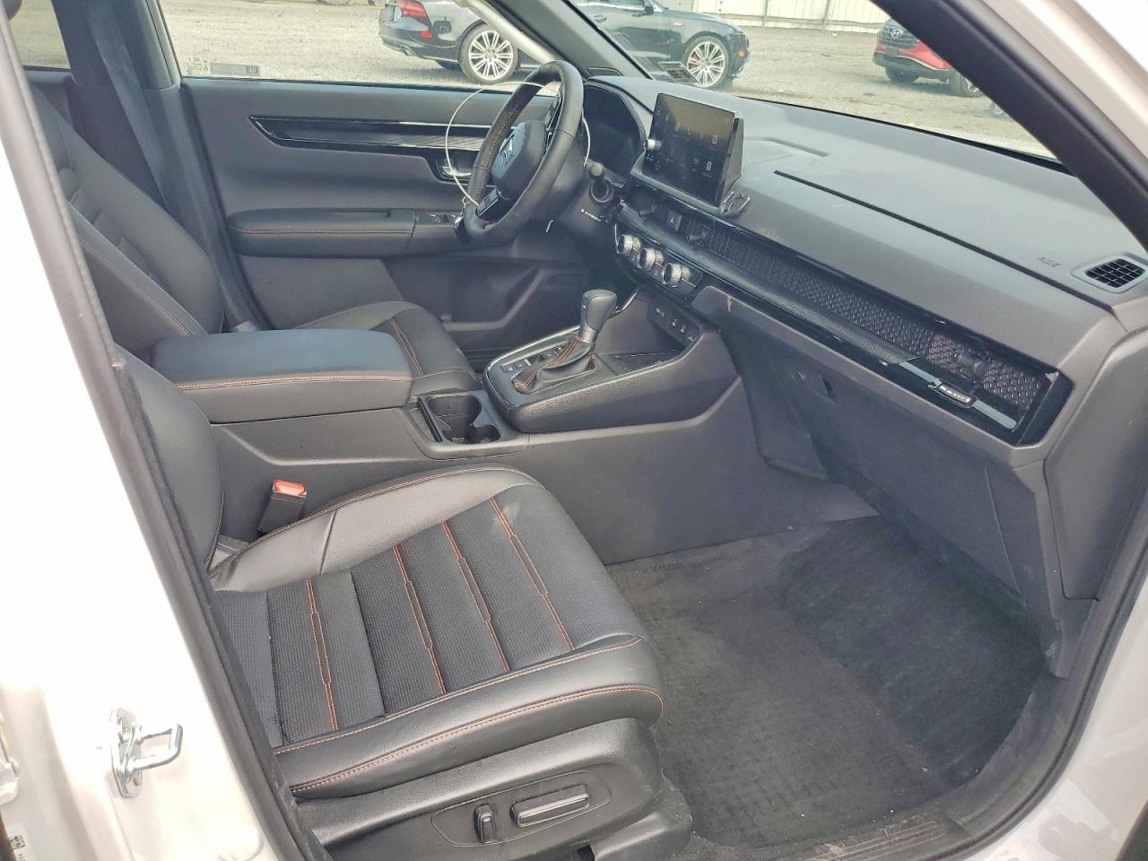 2026 Honda Cr-v Sport Touring White vin: 5J6RS6H99TL002284
