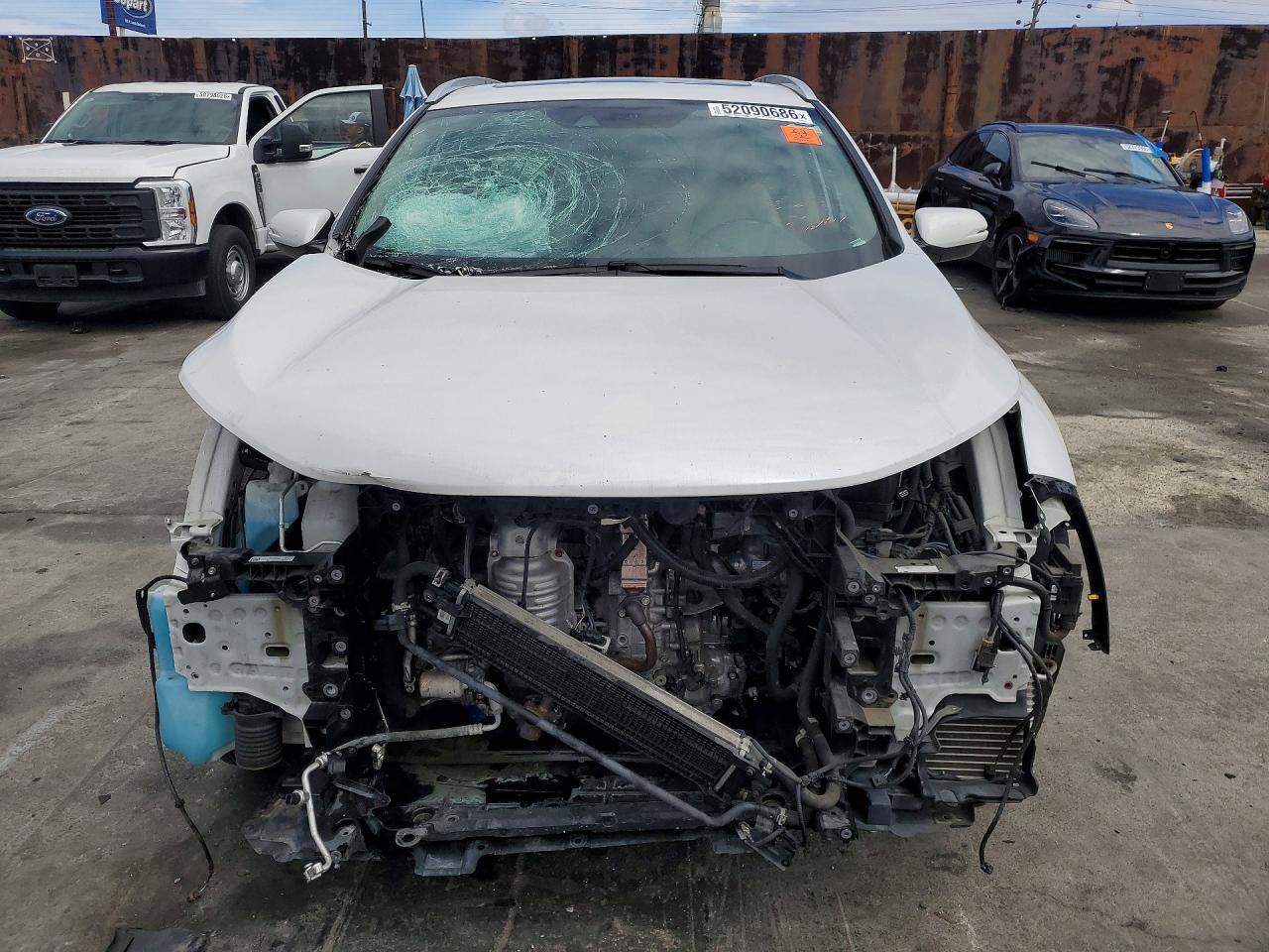 2022 Honda Cr-v Touring White vin: 5J6RT6H94NL055541