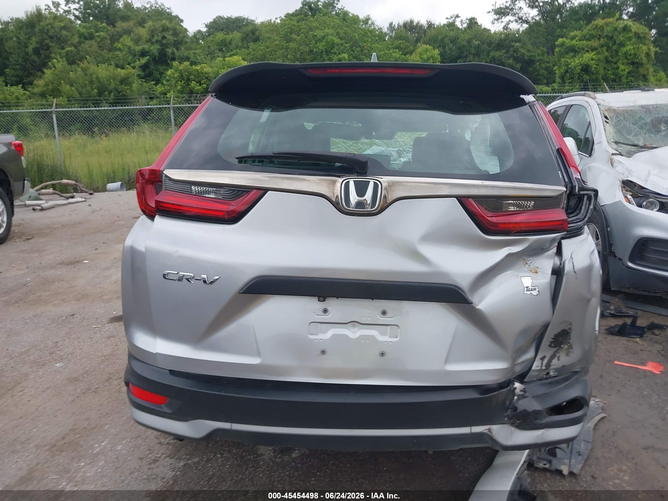 2020 Honda Cr-v 2wd Lx Silver vin: 5J6RW1H26LA003429