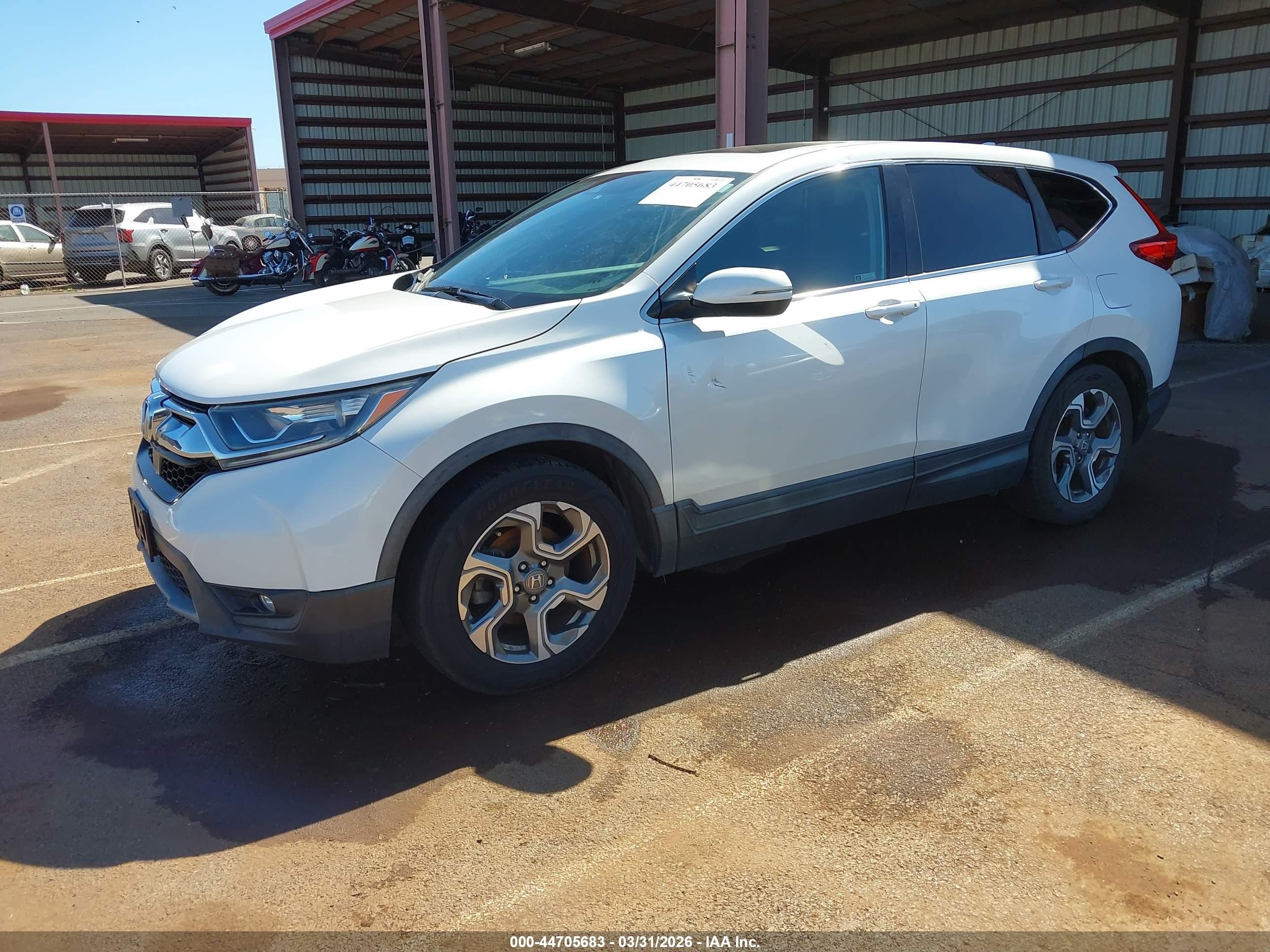 2019 Honda Cr-v Ex White vin: 5J6RW1H51KA033382
