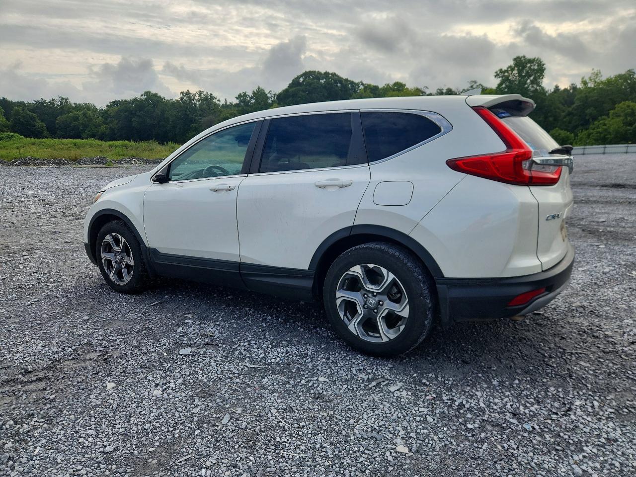2018 Honda Cr-v Exl White vin: 5J6RW1H81JL016708