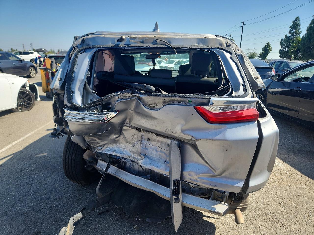 2018 Honda Cr-v Exl Silver vin: 5J6RW1H85JA008431