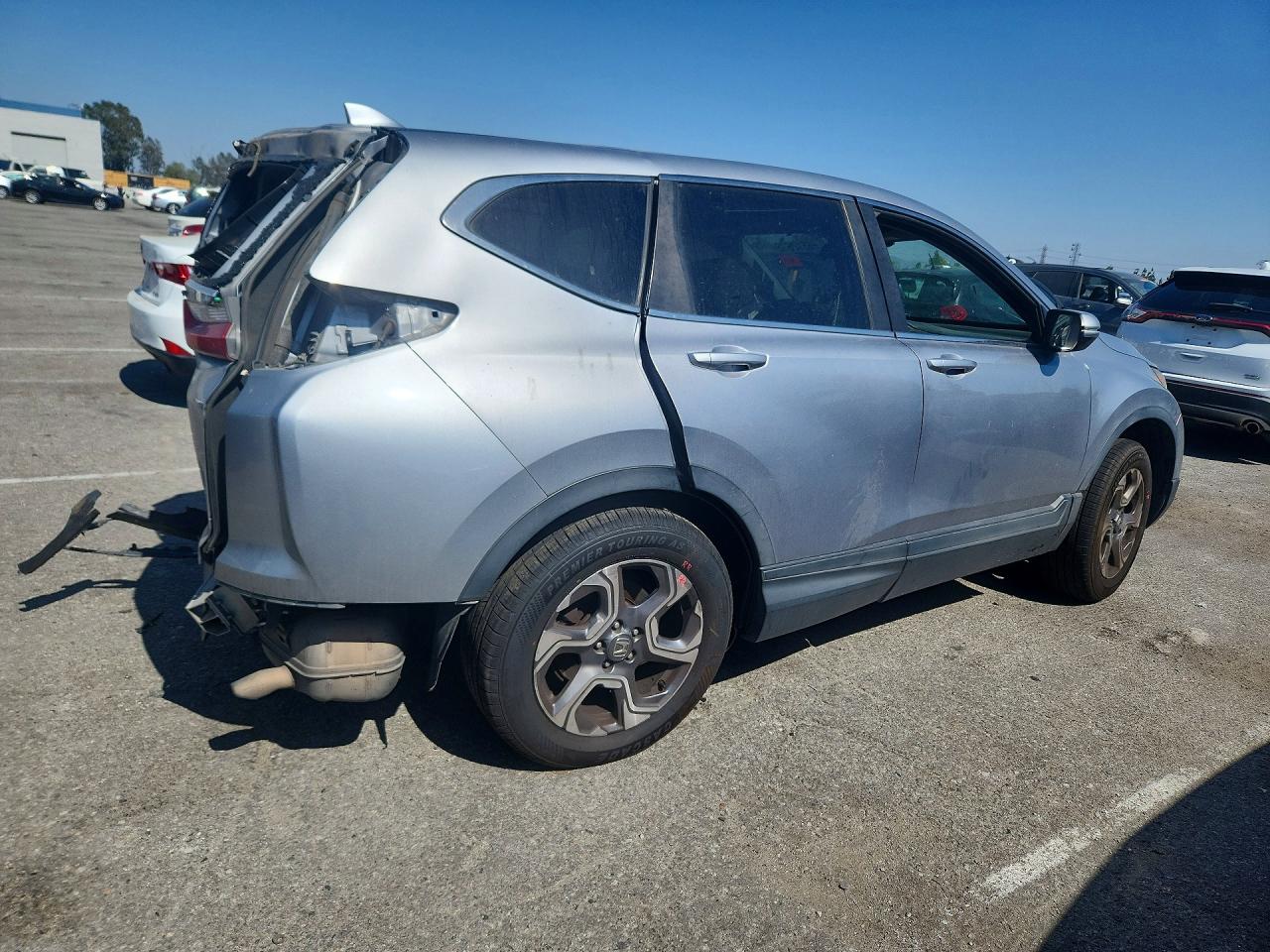 2018 Honda Cr-v Exl Silver vin: 5J6RW1H85JA008431