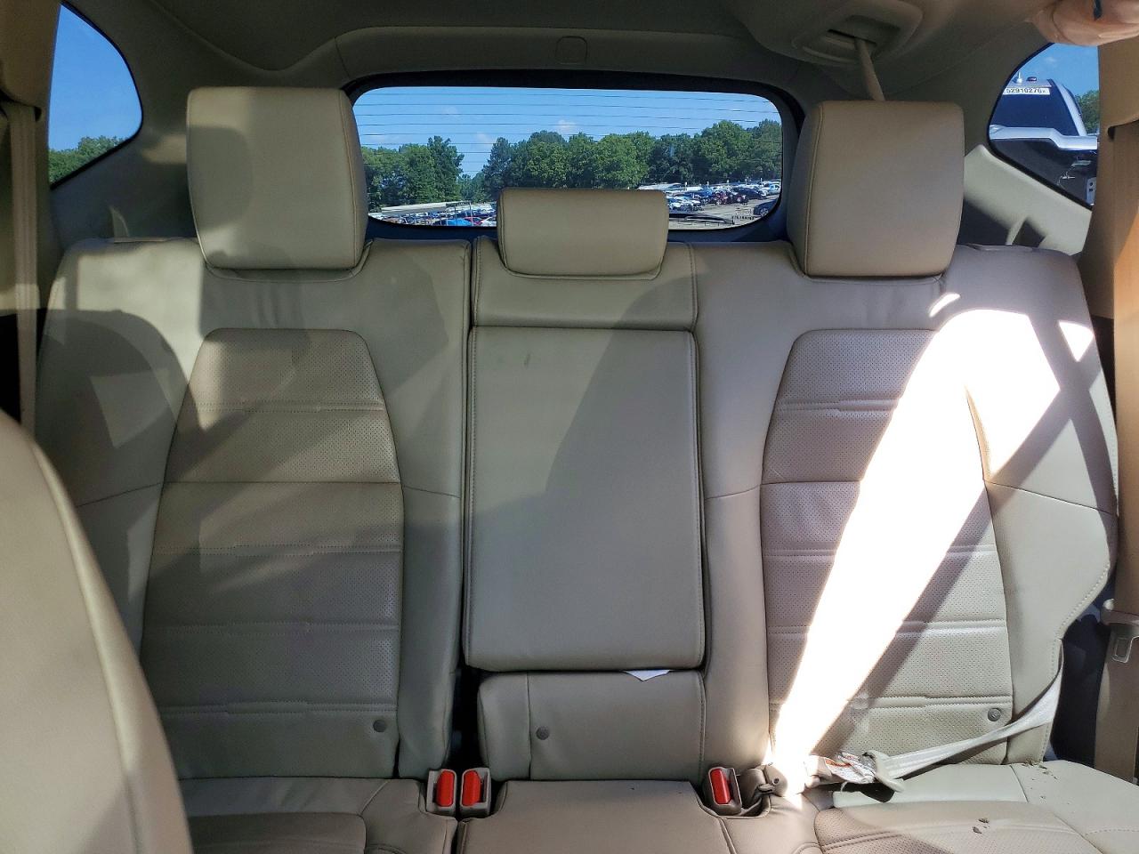 2018 Honda Cr-v Touring White vin: 5J6RW2H95JL026656