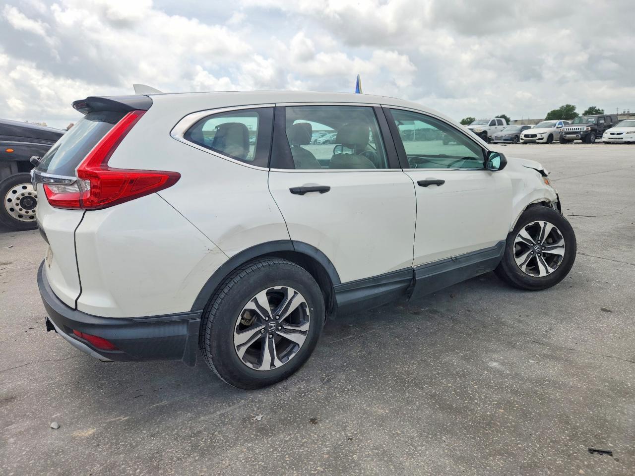 2017 Honda Cr-v Lx White vin: 5J6RW5H31HL005195