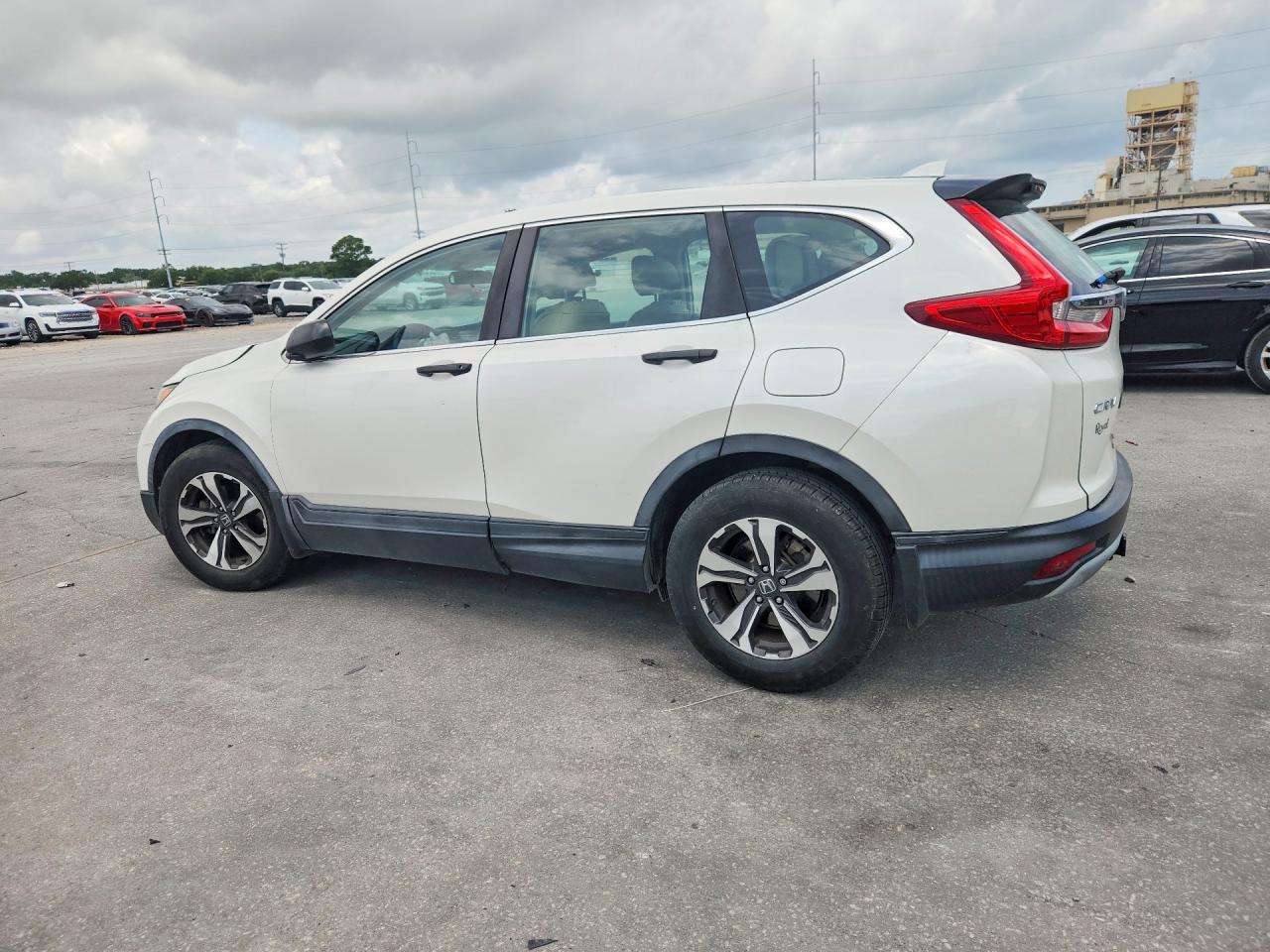 2017 Honda Cr-v Lx White vin: 5J6RW5H31HL005195