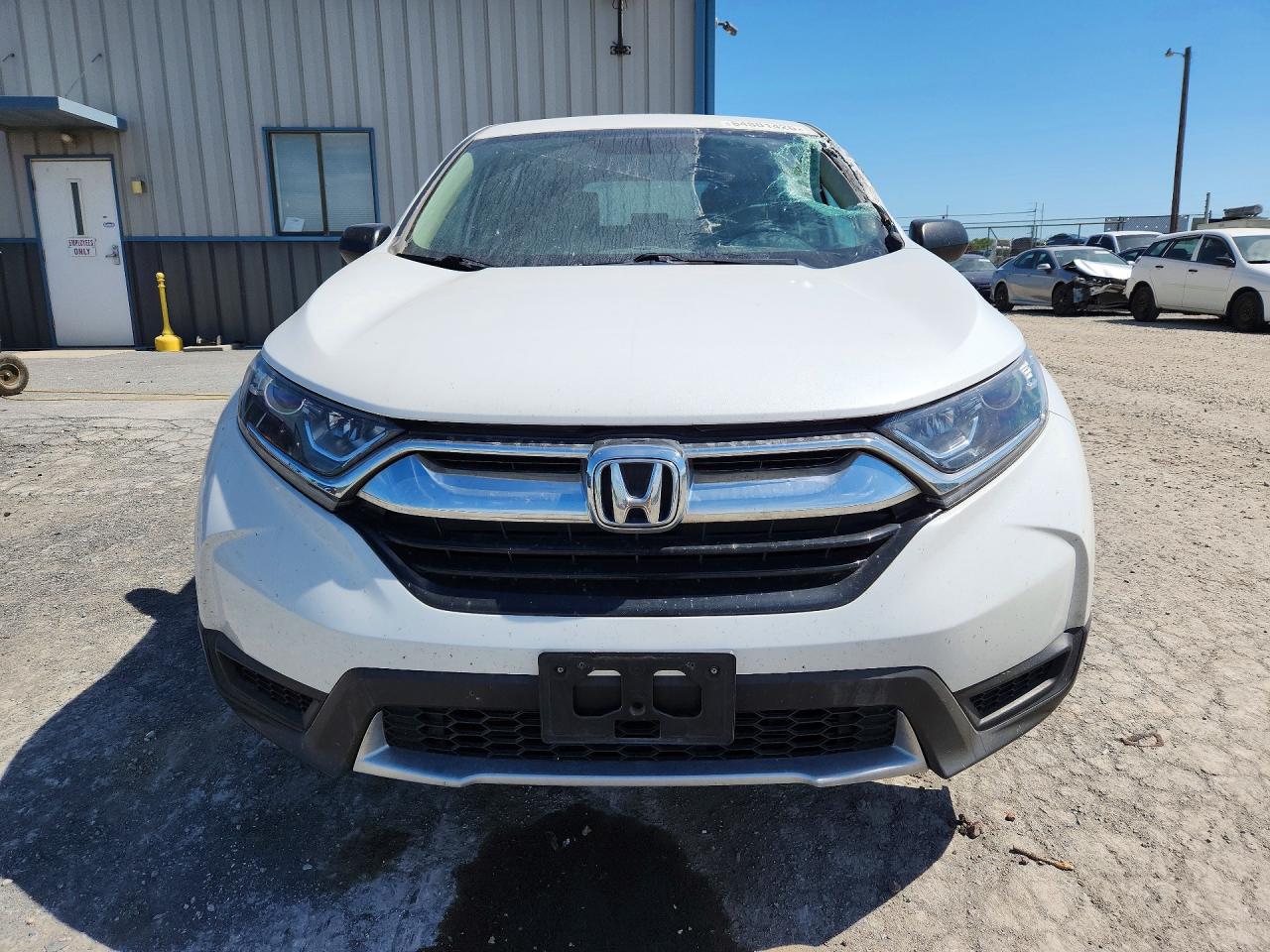 2019 Honda Cr-v Lx White vin: 5J6RW6H30KL003824