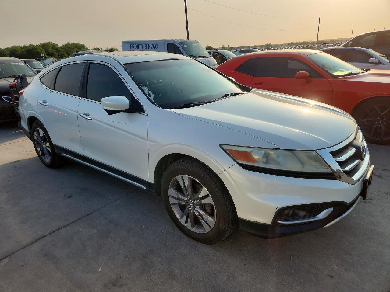 2015 Honda Crosstour Ex White vin: 5J6TF1H39FL001083