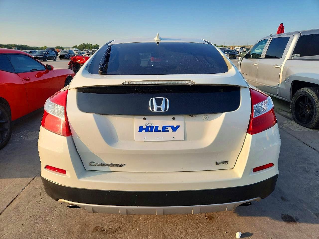 2015 Honda Crosstour Ex White vin: 5J6TF1H39FL001083