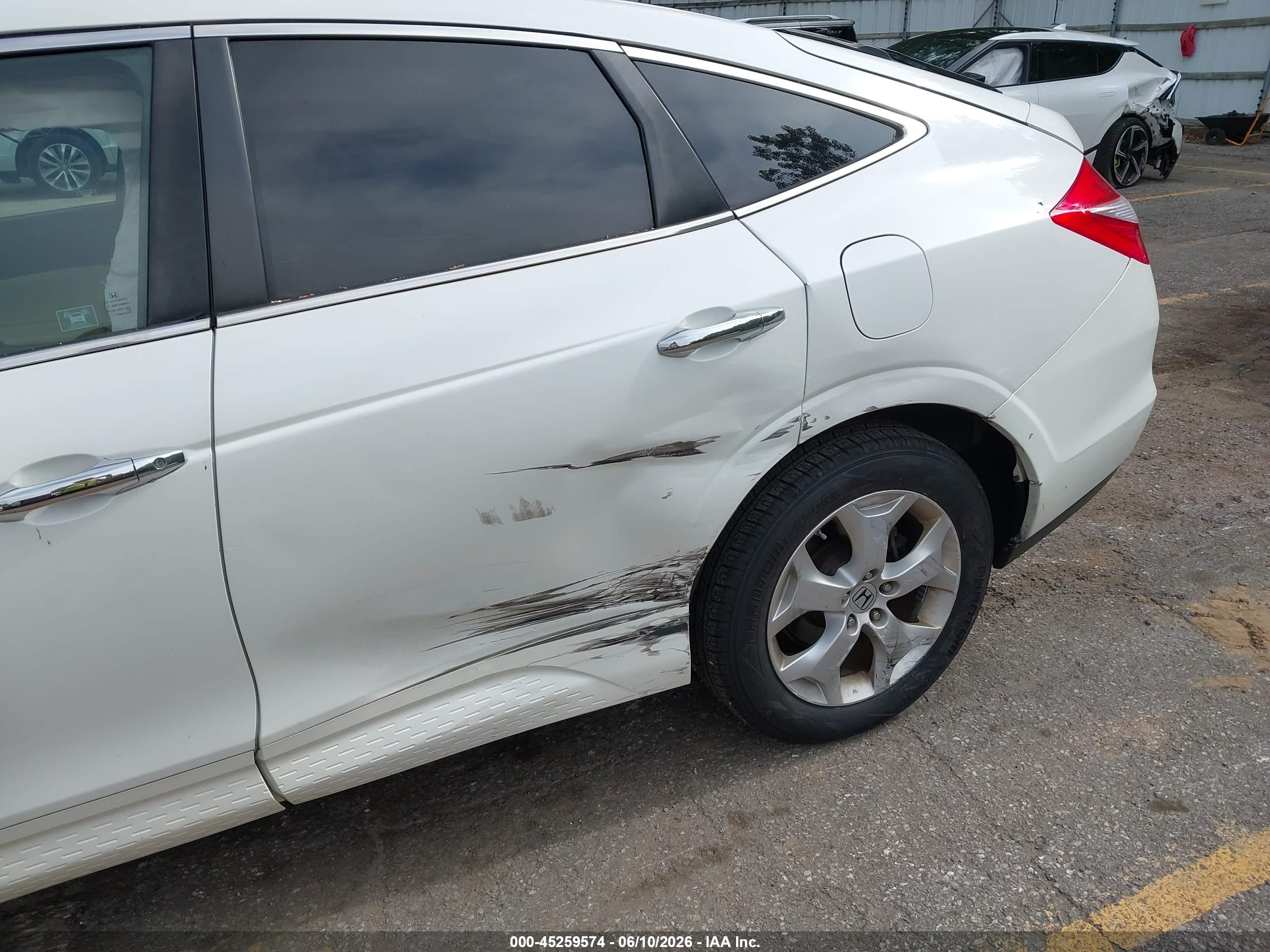 2010 Honda Accord Crosstour Ex-l White vin: 5J6TF1H52AL012355