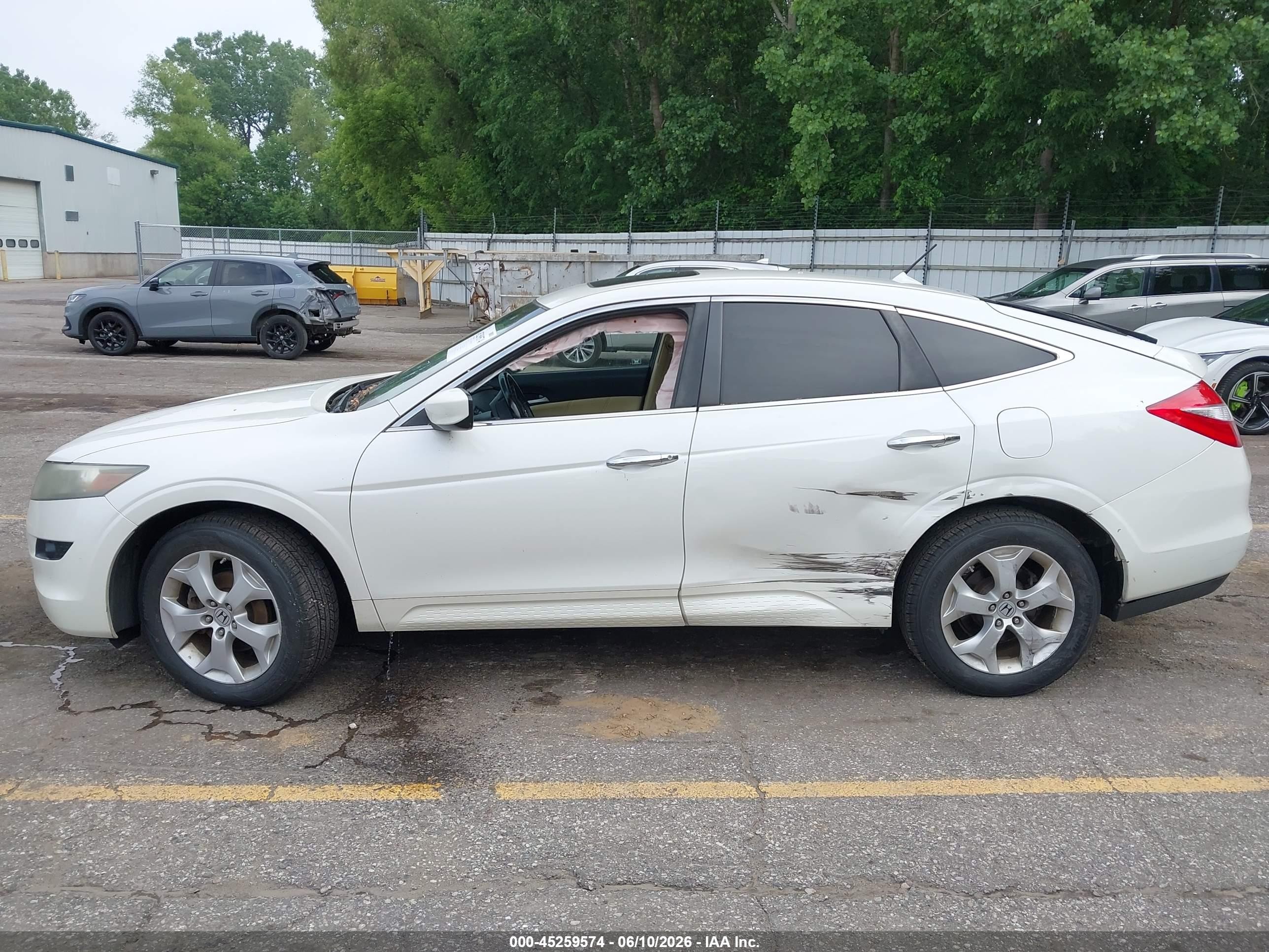 2010 Honda Accord Crosstour Ex-l White vin: 5J6TF1H52AL012355