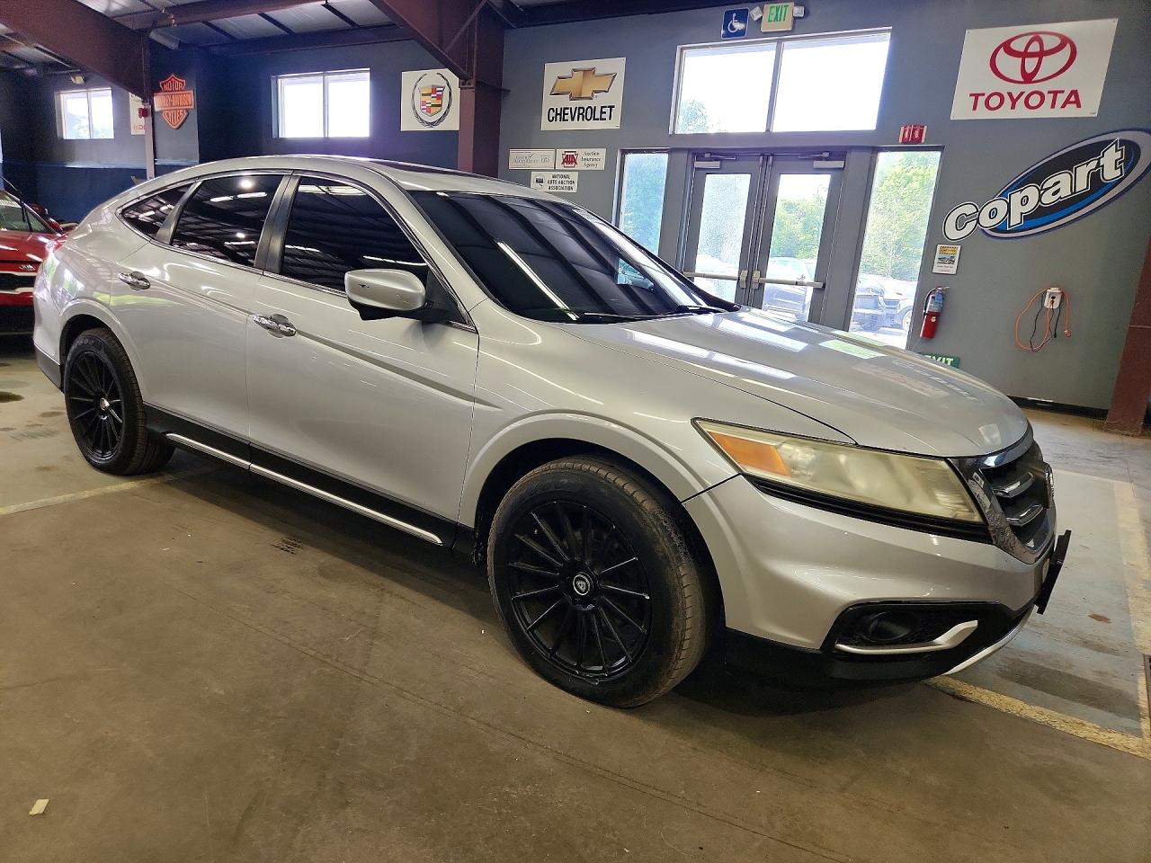 2013 Honda Crosstour Exl Silver vin: 5J6TF1H56DL000228