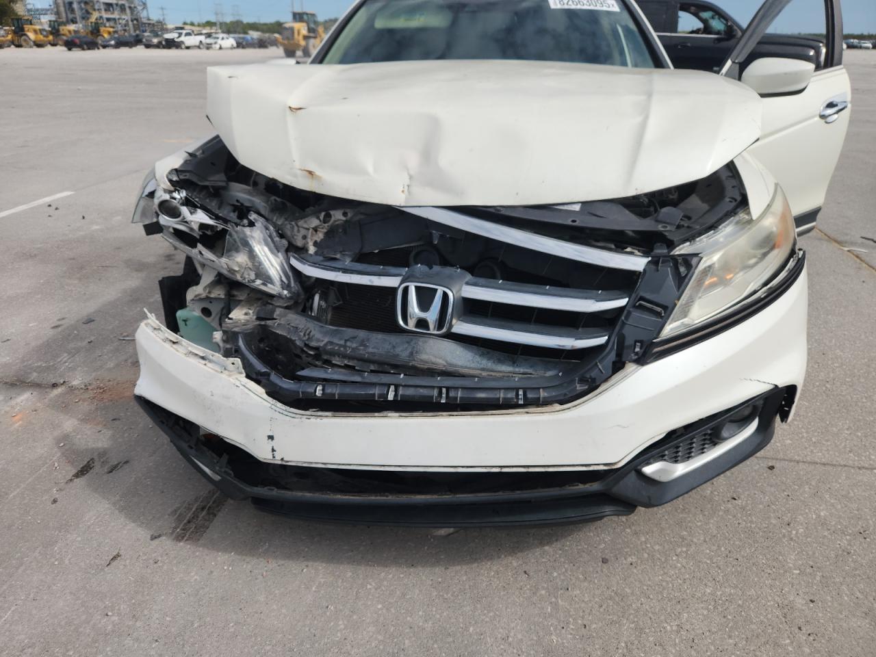 2015 Honda Crosstour Exl White vin: 5J6TF1H58FL001769