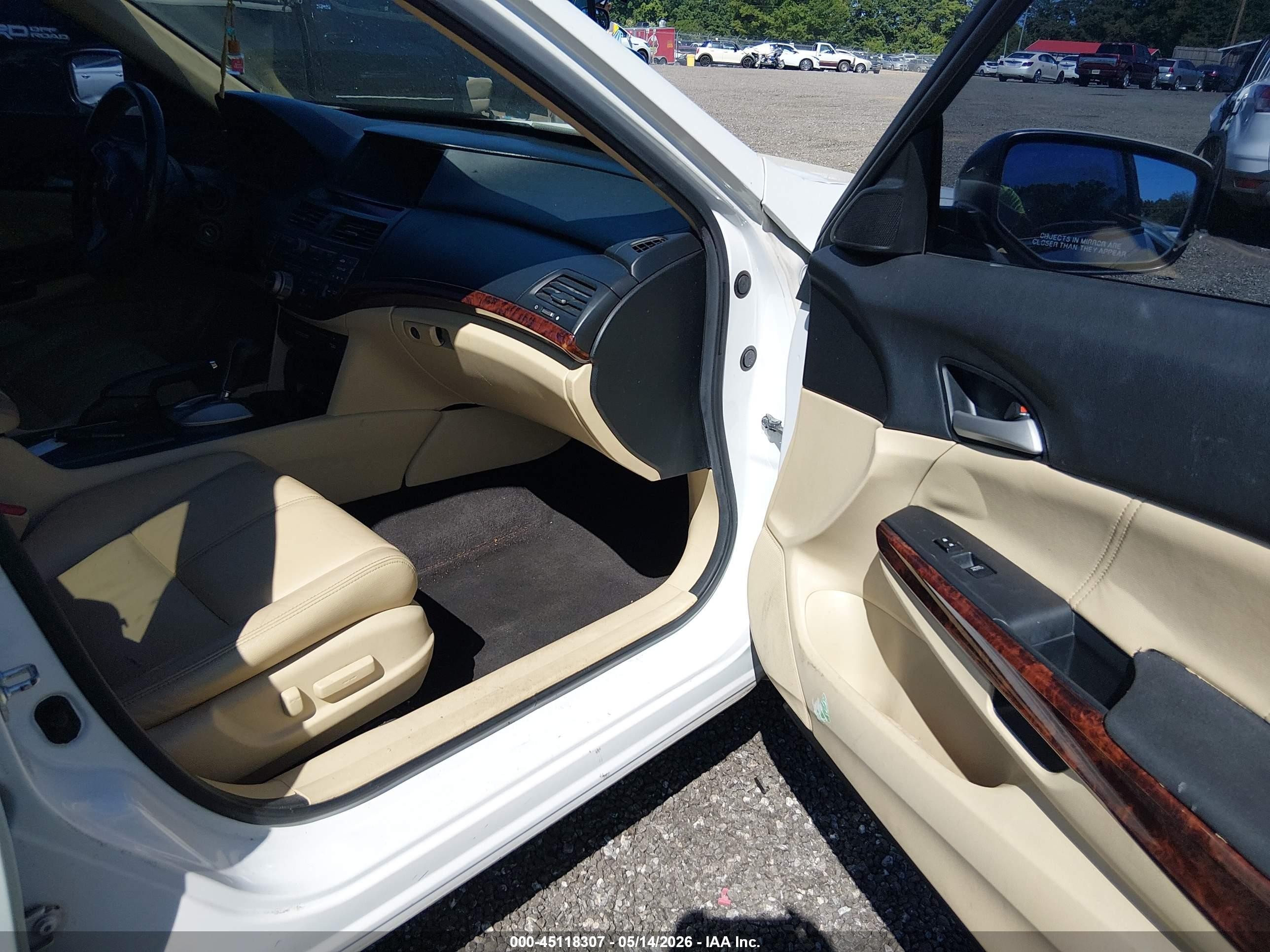 2010 Honda Accord Crosstour Ex-l White vin: 5J6TF2H51AL010571