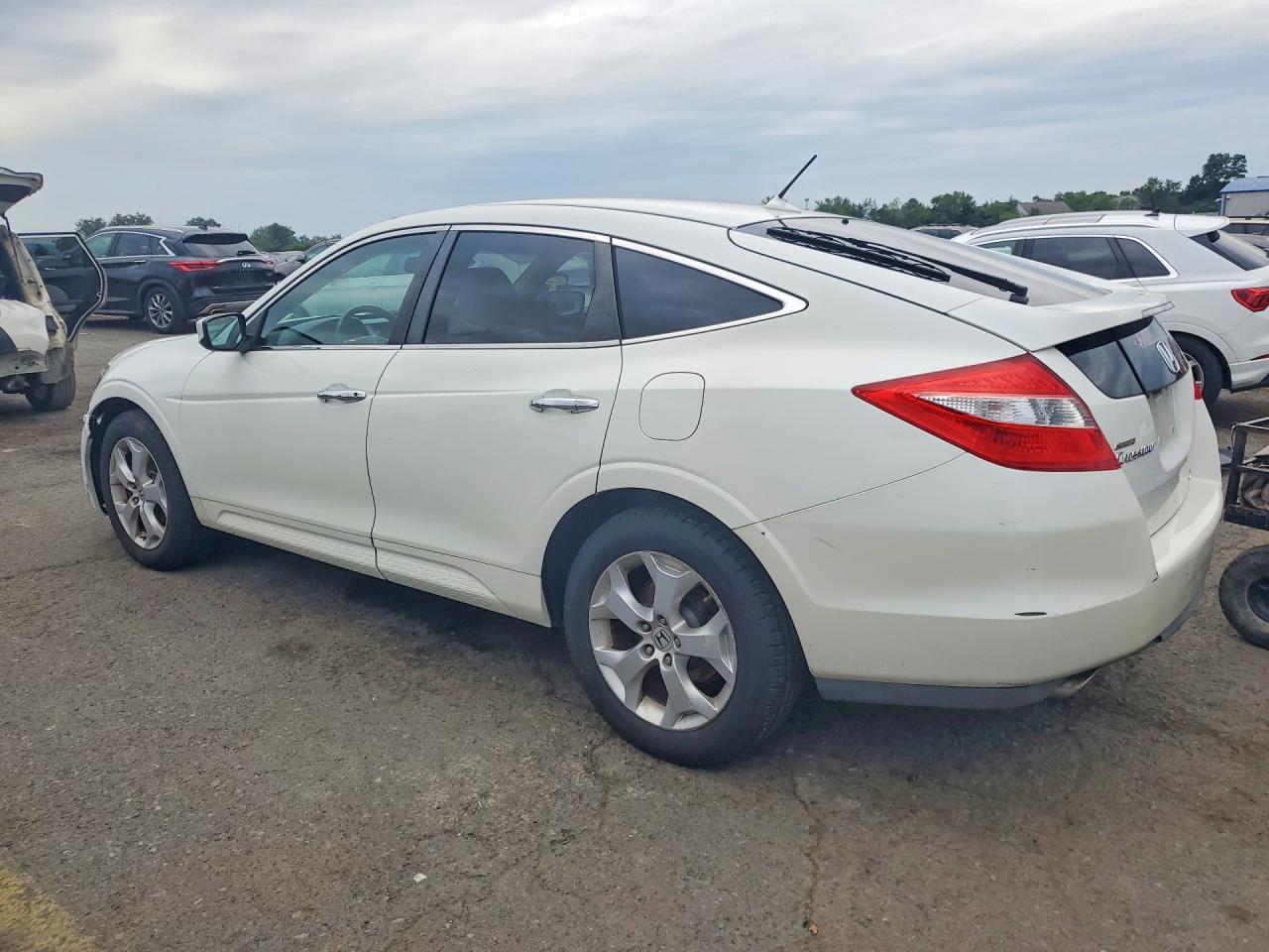 2010 Honda Accord Crosstour Exl White vin: 5J6TF2H52AL011423