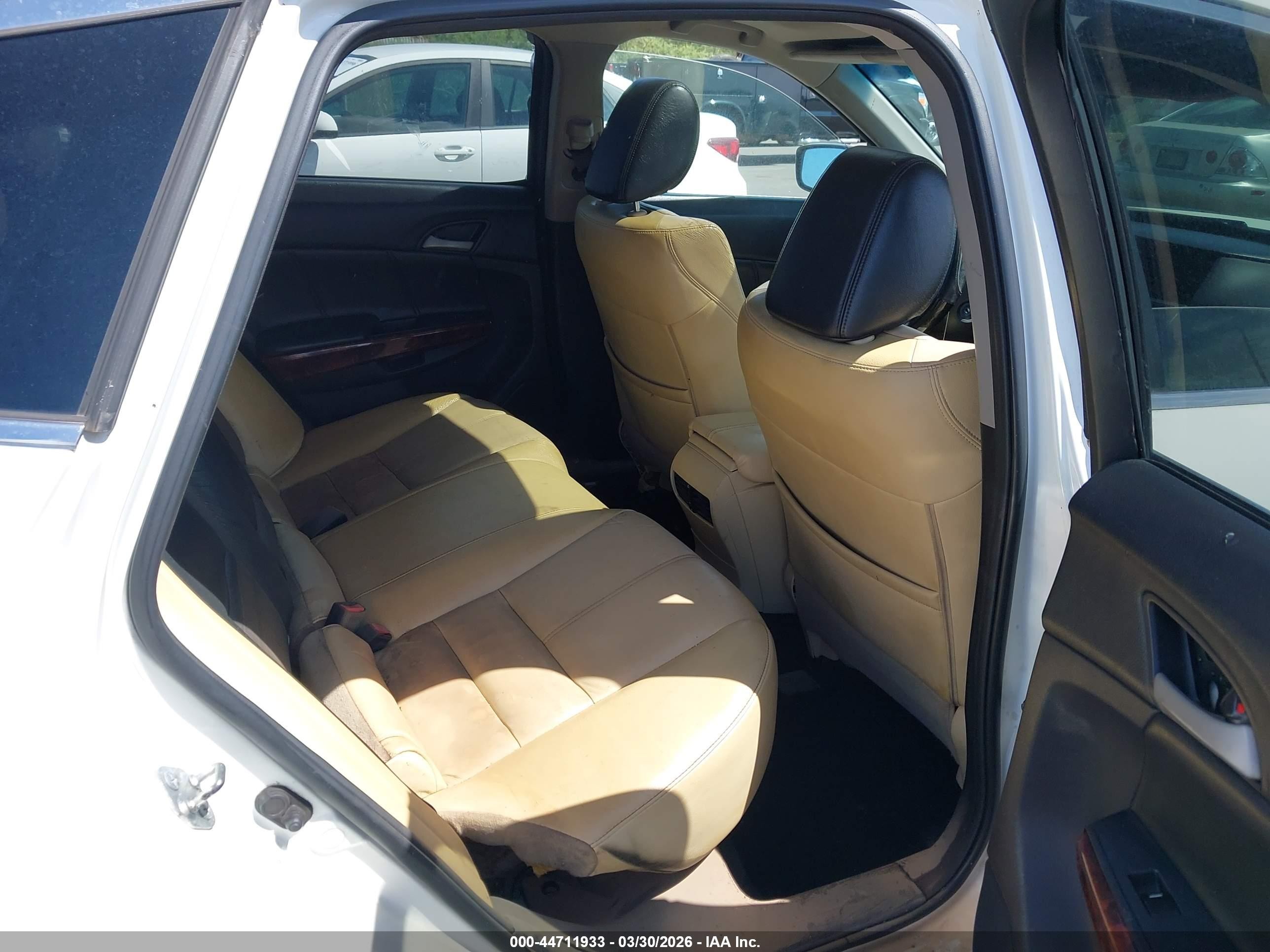 2011 Honda Accord Crosstour Ex-l White vin: 5J6TF2H52BL007096
