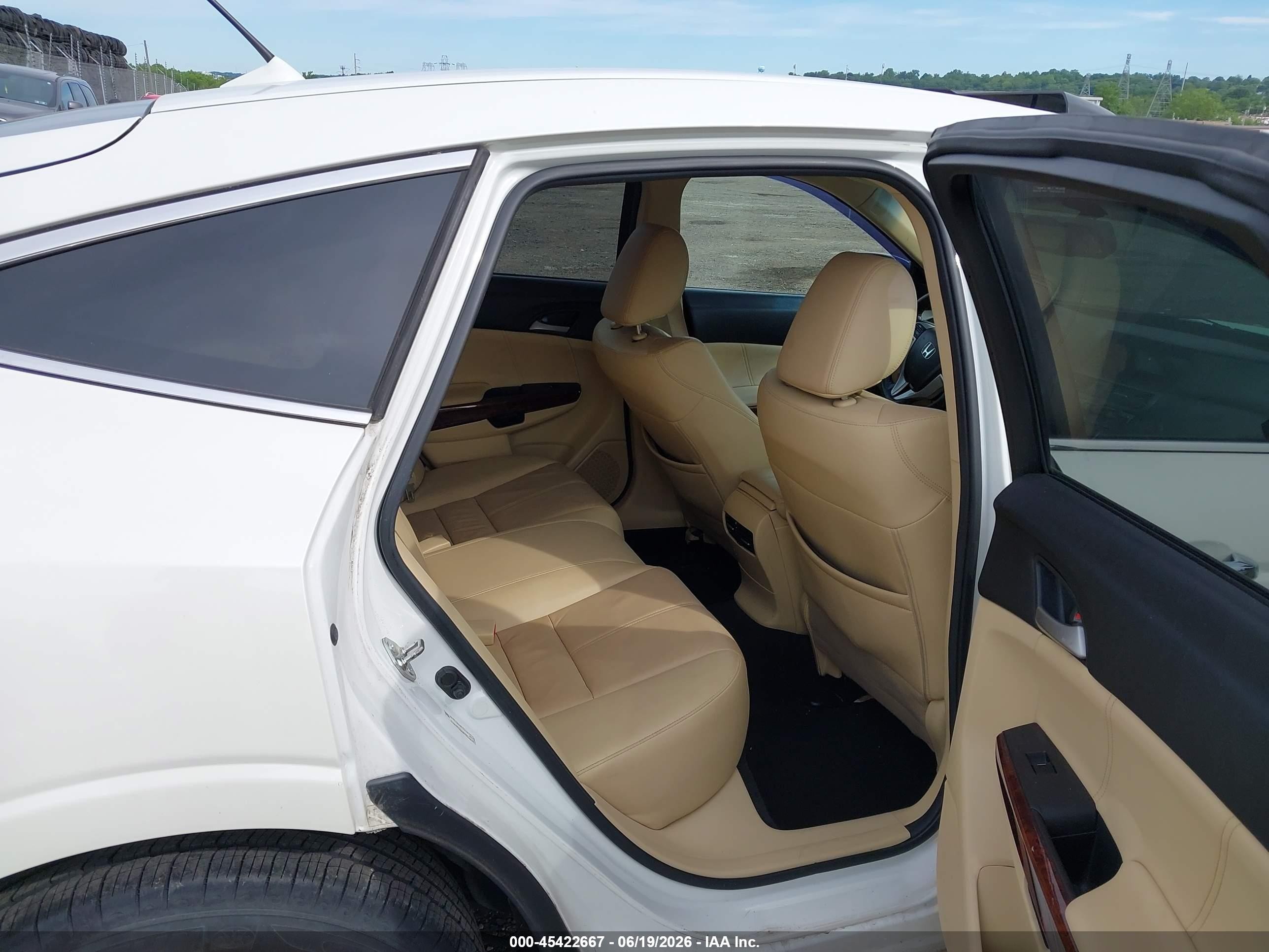 2012 Honda Crosstour Ex-l White vin: 5J6TF2H53CL011904