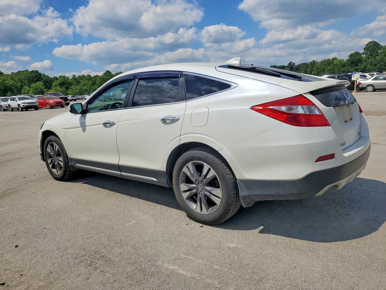 2015 Honda Crosstour Exl White vin: 5J6TF2H53FL000437