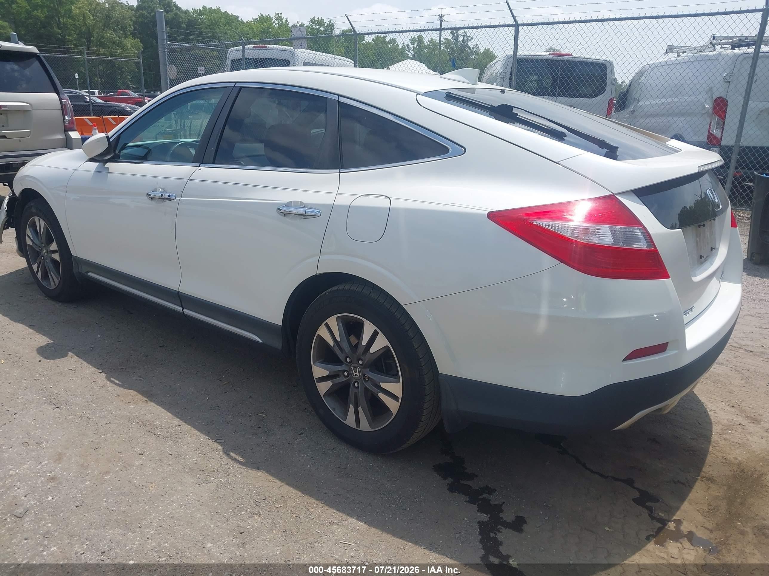 2015 Honda Crosstour Ex-l V6 White vin: 5J6TF2H55FL003775