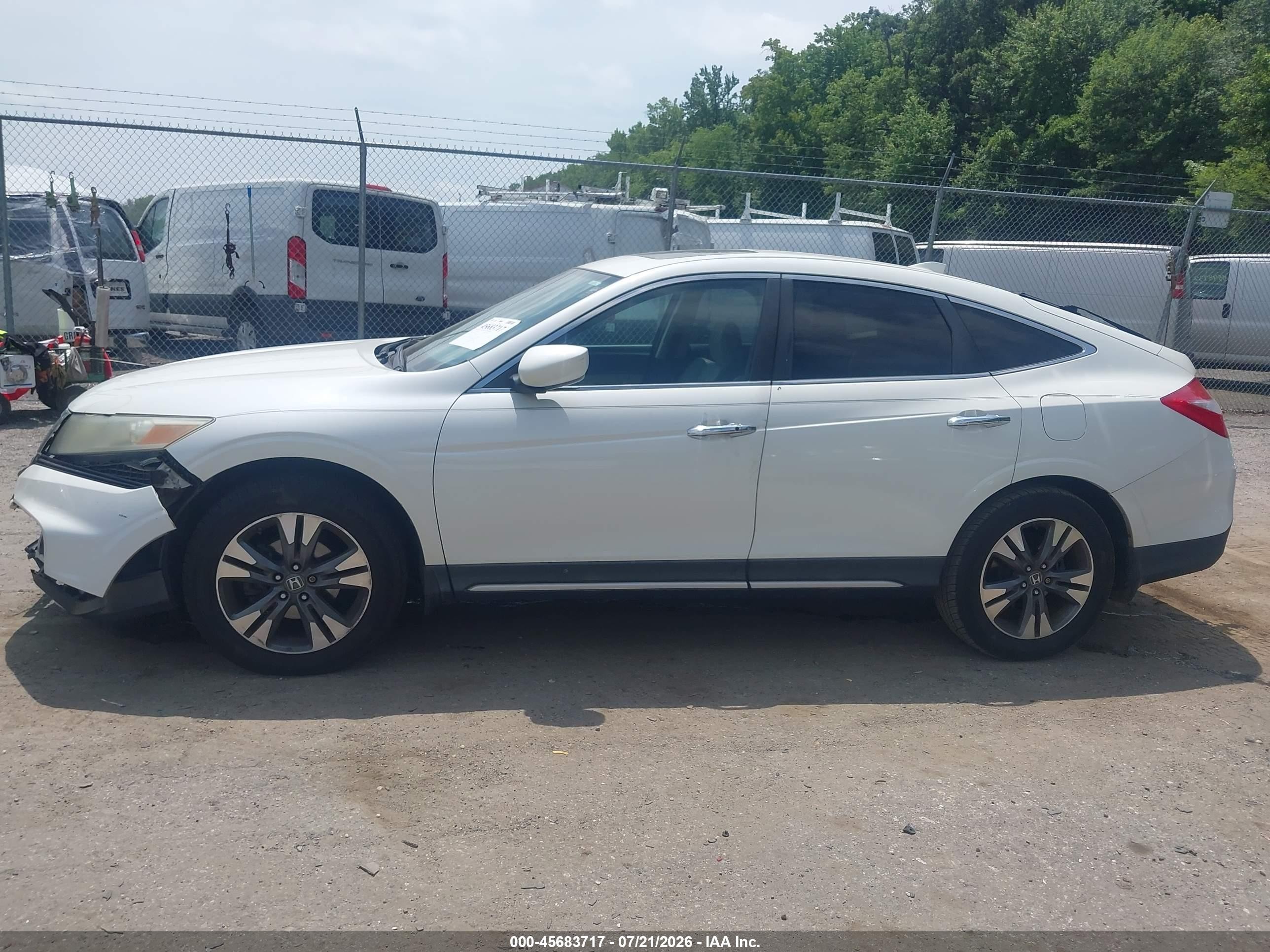 2015 Honda Crosstour Ex-l V6 White vin: 5J6TF2H55FL003775