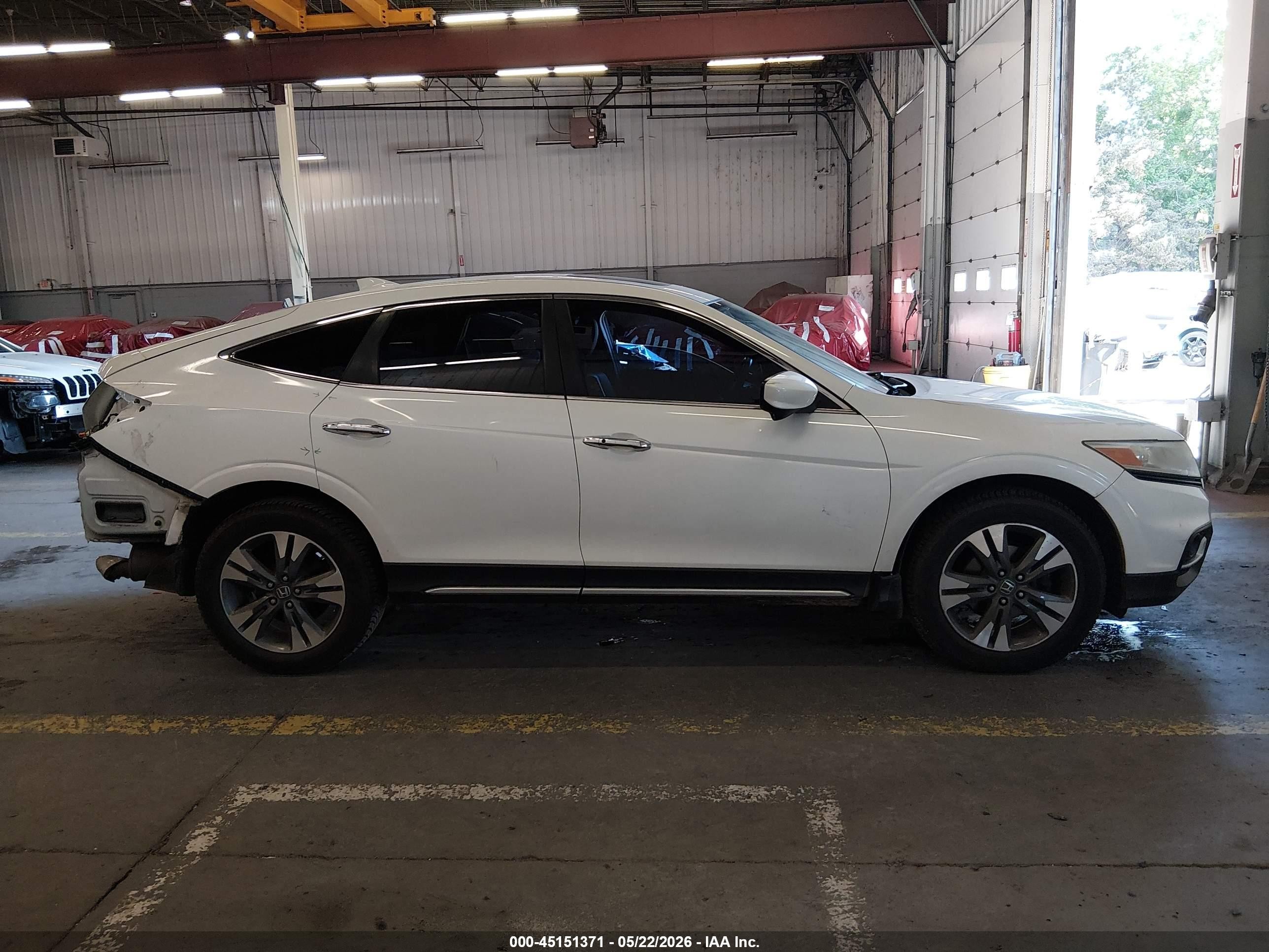 2015 Honda Crosstour Ex-l V6 White vin: 5J6TF2H56FL000450