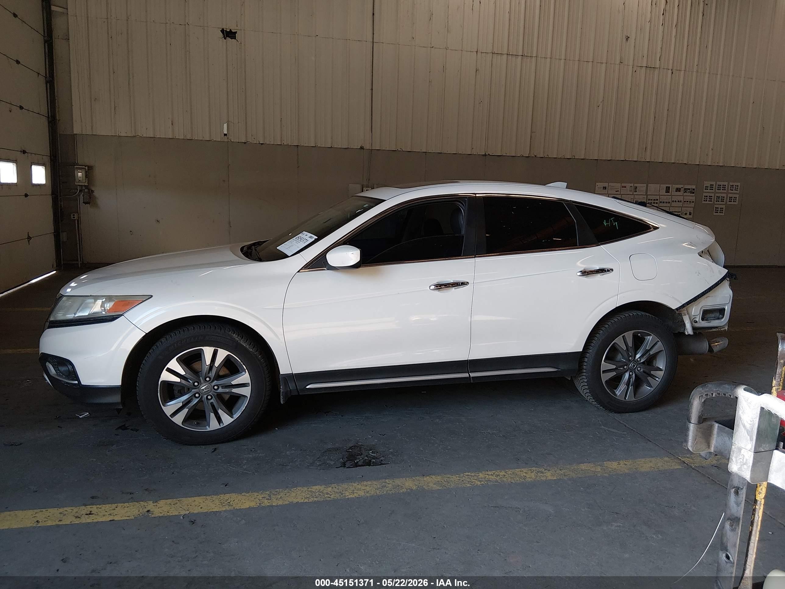 2015 Honda Crosstour Ex-l V6 White vin: 5J6TF2H56FL000450