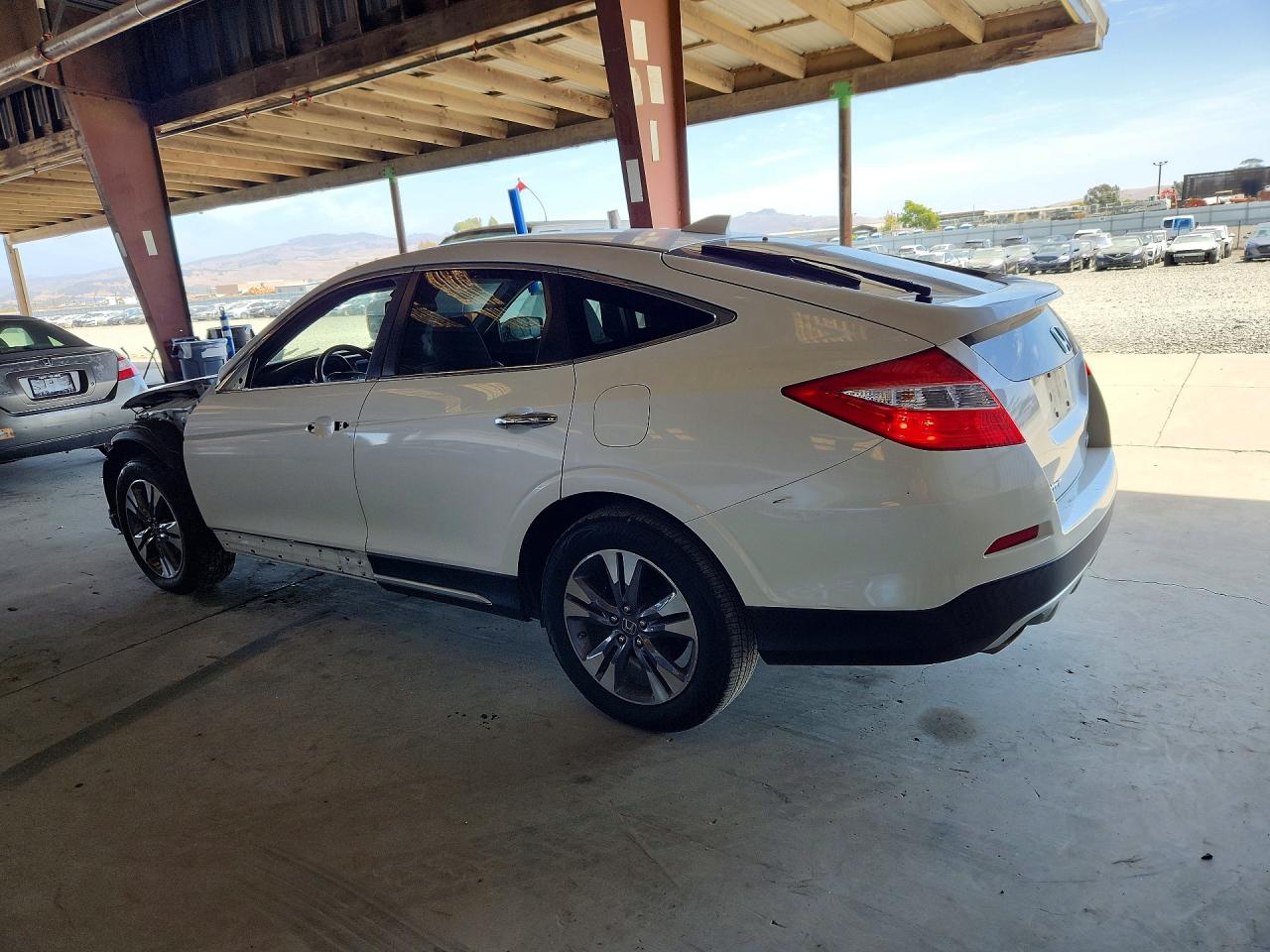 2015 Honda Crosstour Exl White vin: 5J6TF2H59FL001074