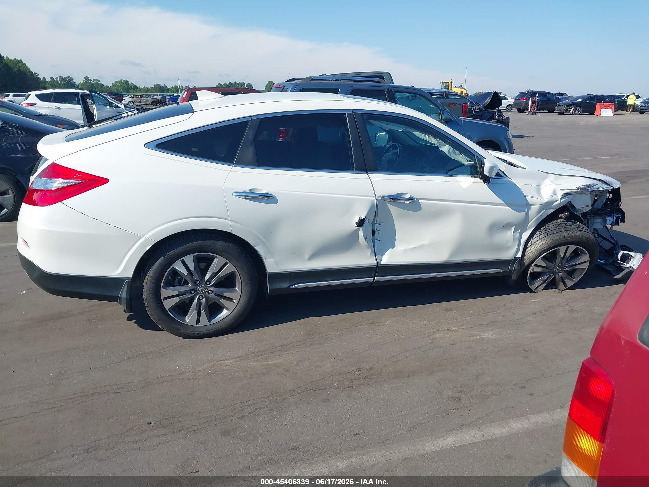 2015 Honda Crosstour Ex-l V6 White vin: 5J6TF2H59FL002239