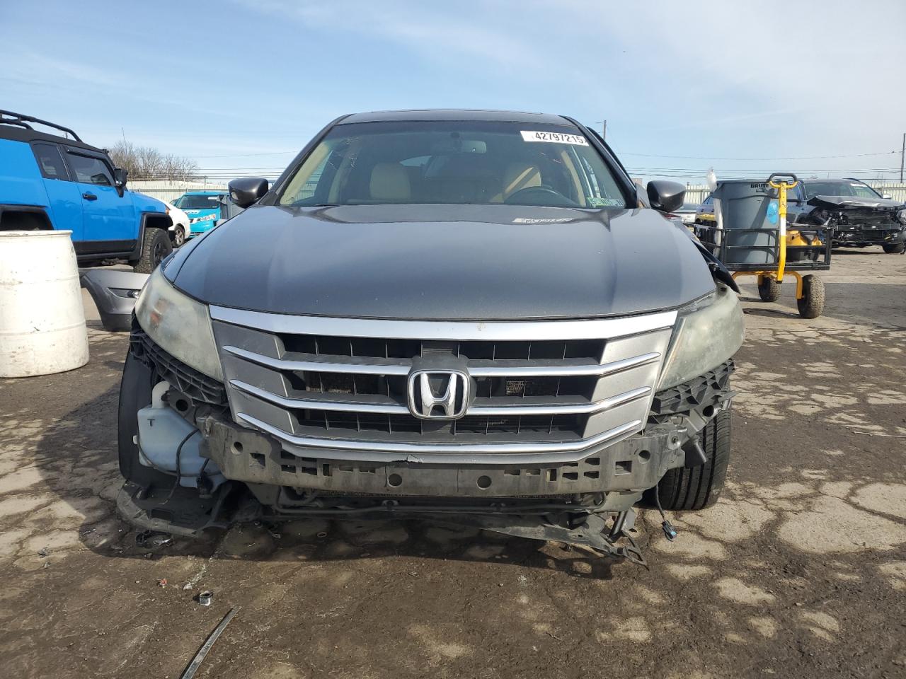 2010 Hond Accord Cro Charcoal vin: 5J6TF2H5XAL012917