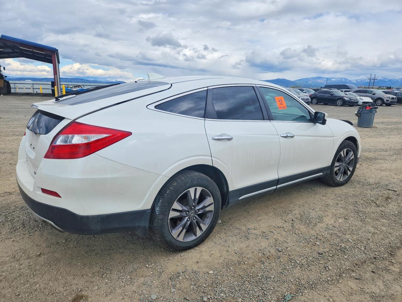 2015 Honda Crosstour Exl White vin: 5J6TF2H5XFL001097