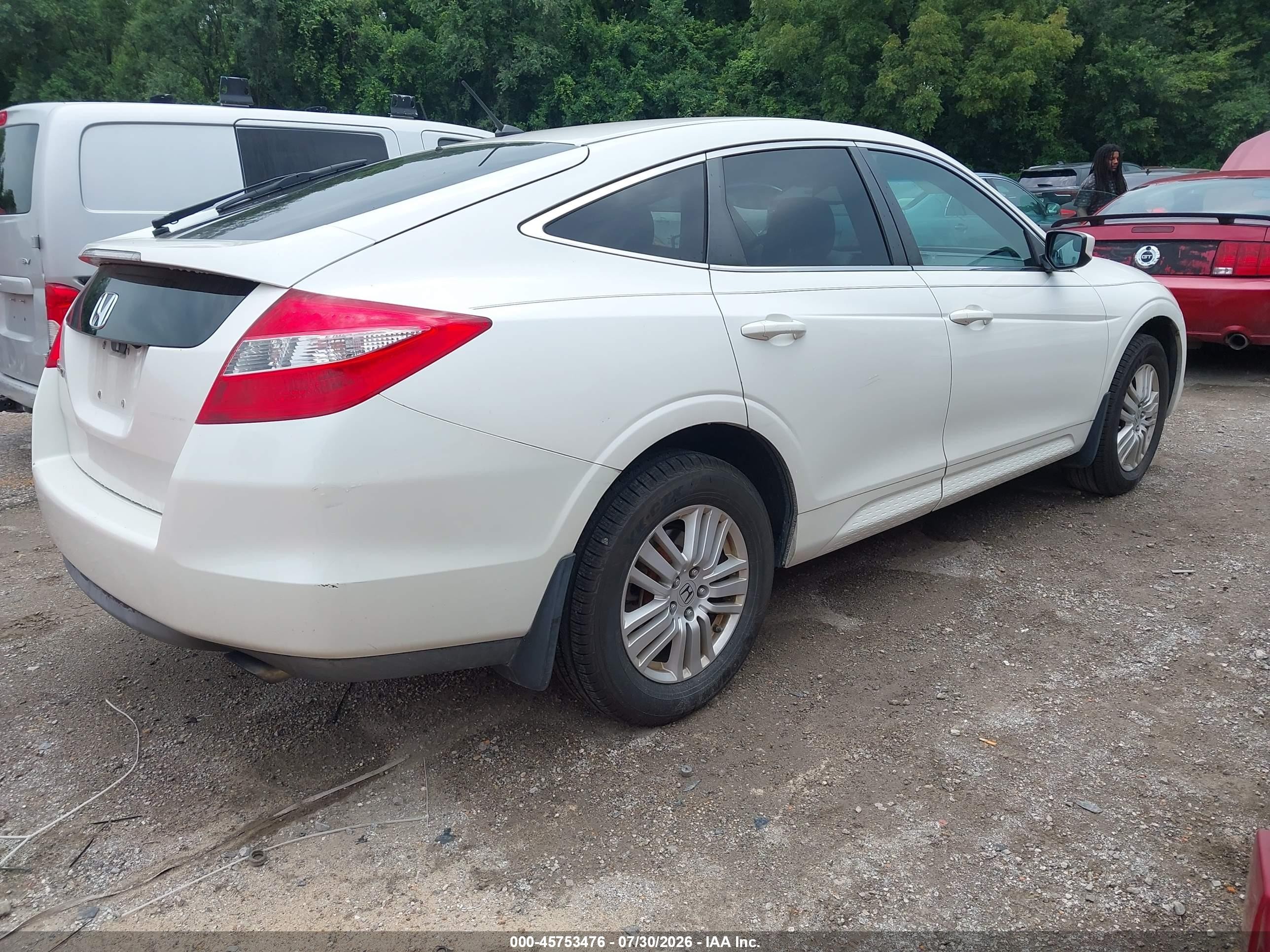 2012 Honda Crosstour 2.4 Ex White vin: 5J6TF3H34CL006585