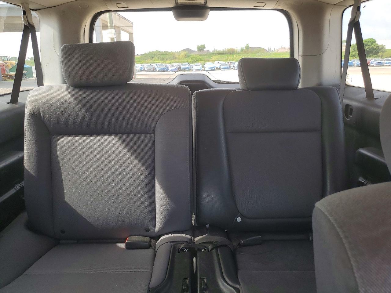 2008 Honda Element Lx Silver vin: 5J6YH18328L010176