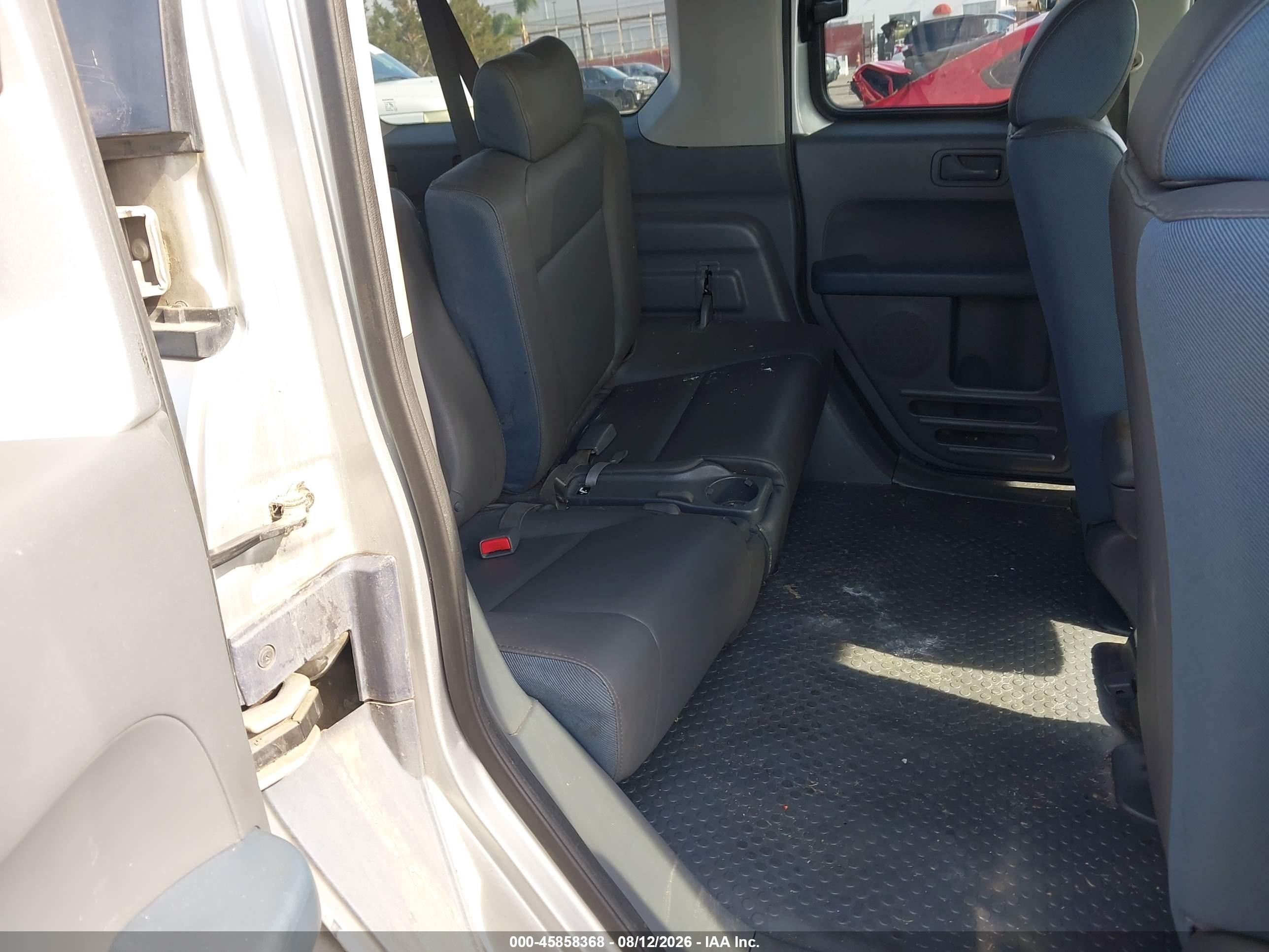 2006 Honda Element Lx Silver vin: 5J6YH18346L011150