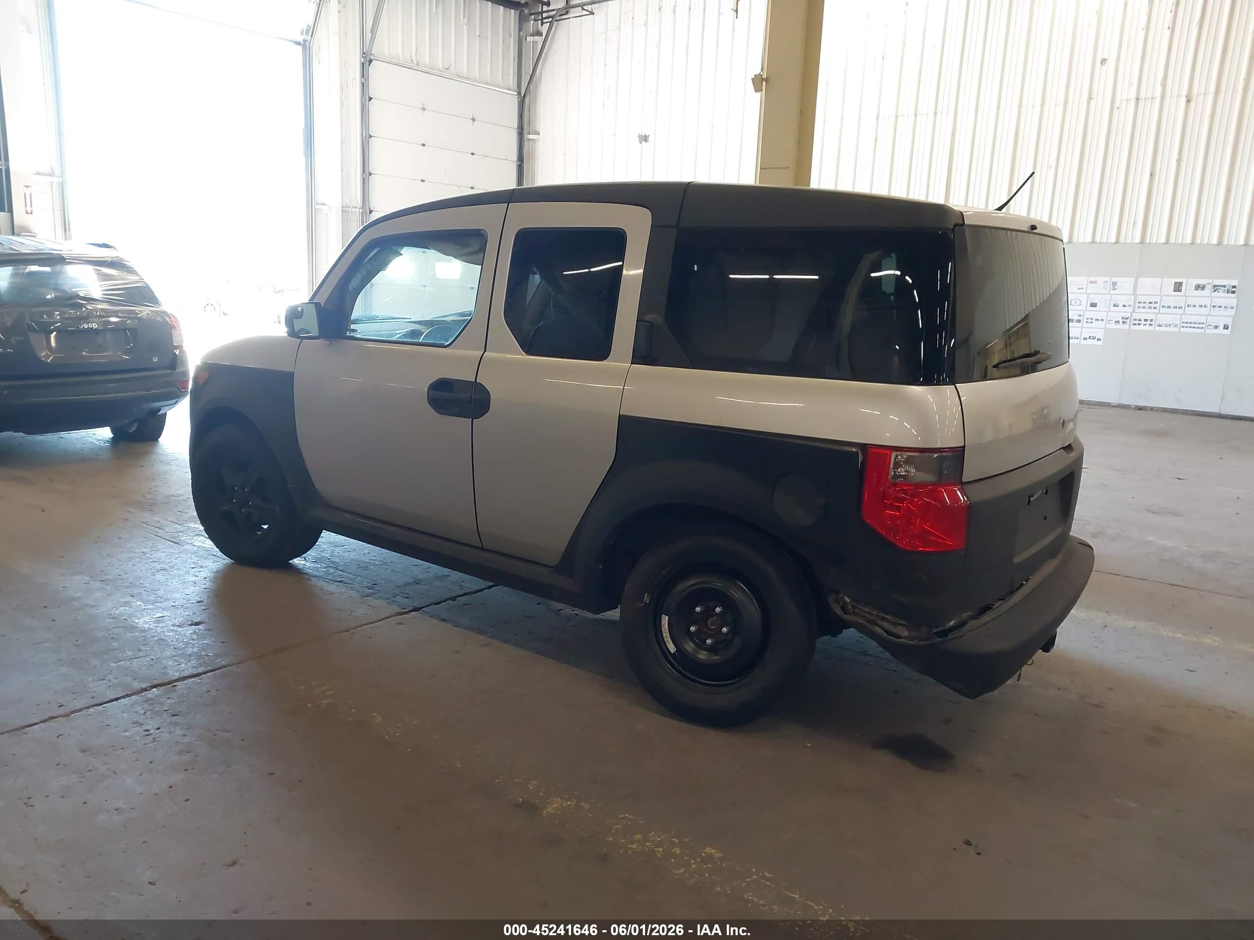 2007 Honda Element Lx Silver vin: 5J6YH183X7L004642