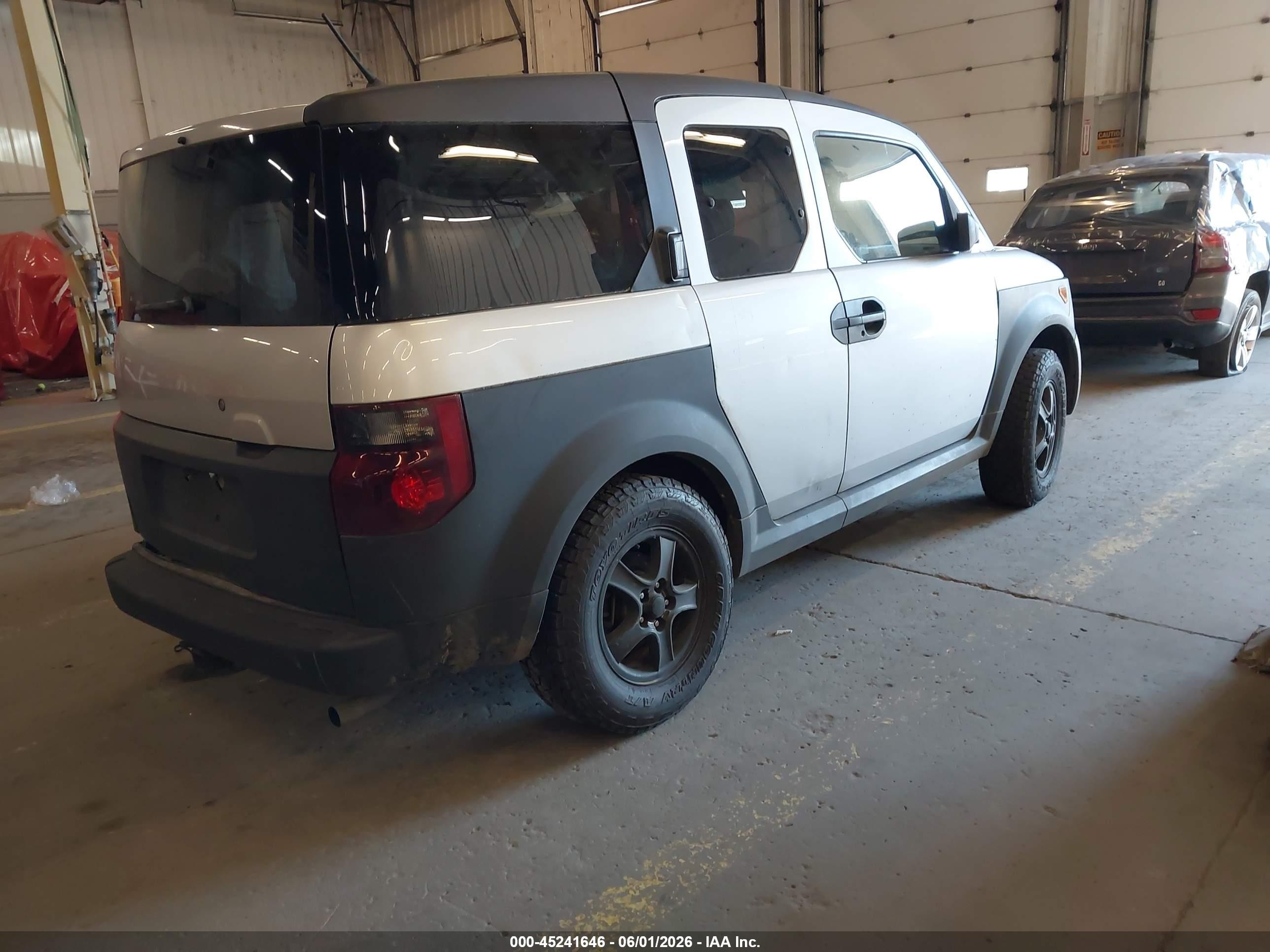 2007 Honda Element Lx Silver vin: 5J6YH183X7L004642