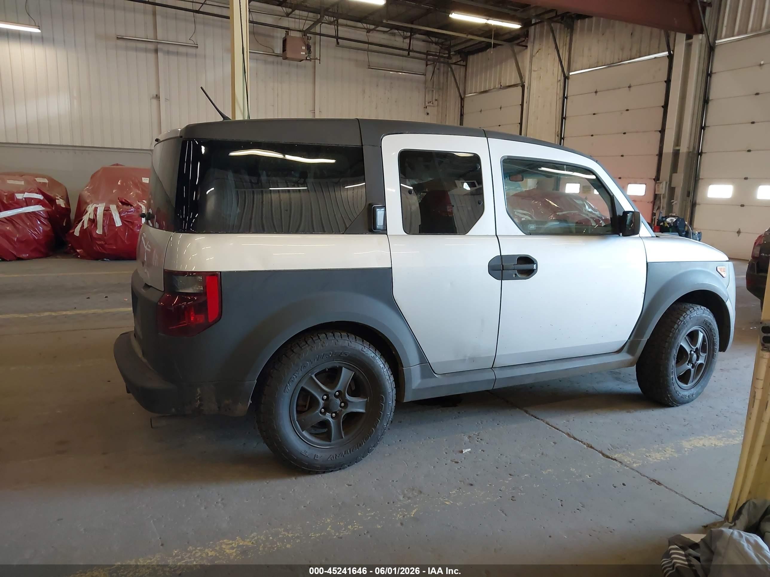 2007 Honda Element Lx Silver vin: 5J6YH183X7L004642