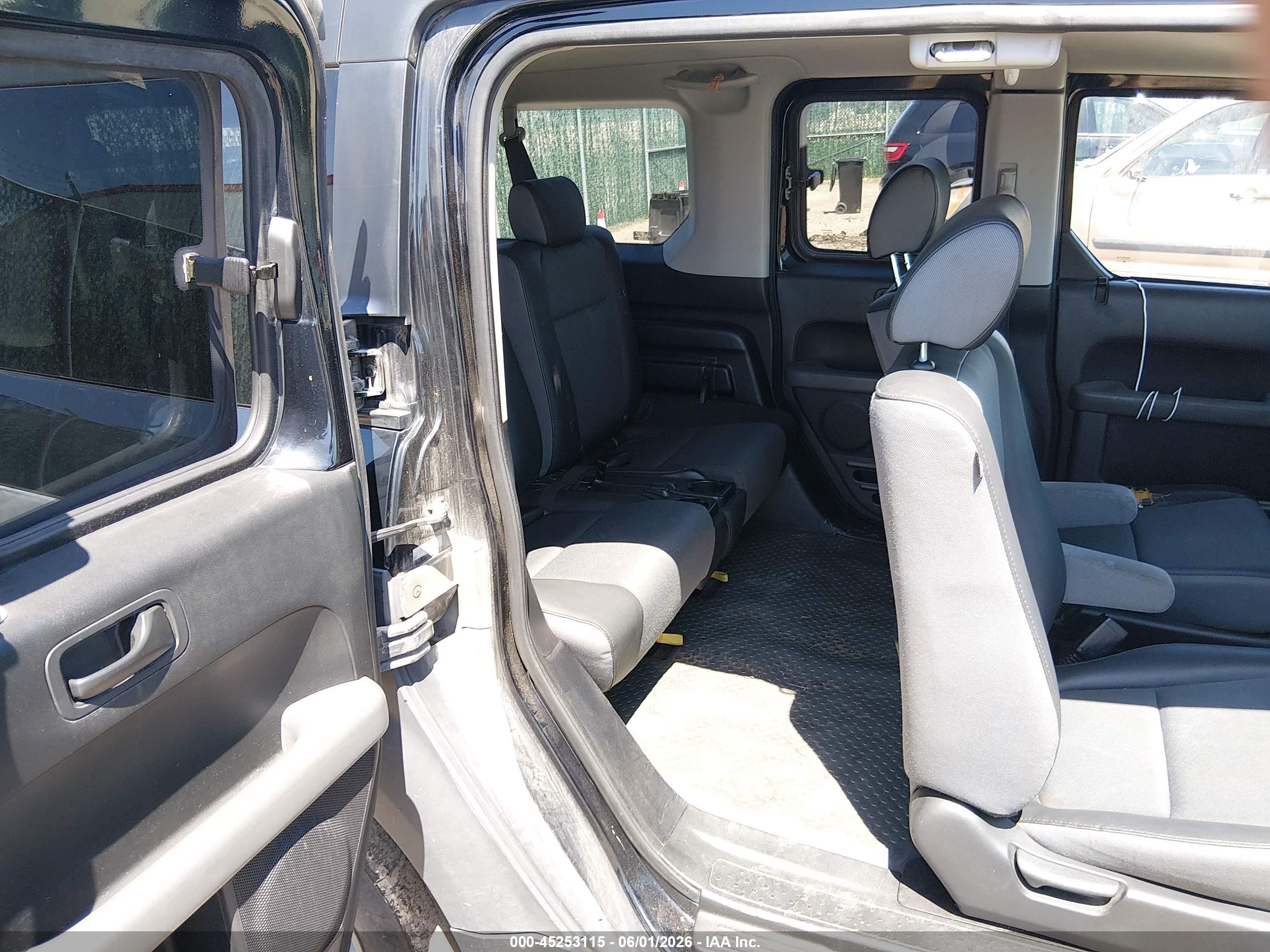 2005 Honda Element Ex Black vin: 5J6YH18655L016138