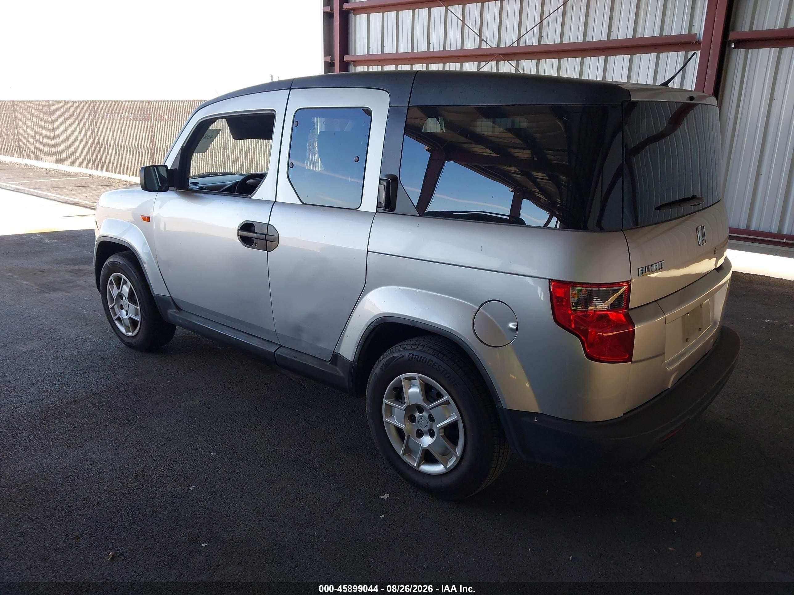 2010 Honda Element Lx Silver vin: 5J6YH1H34AL006801